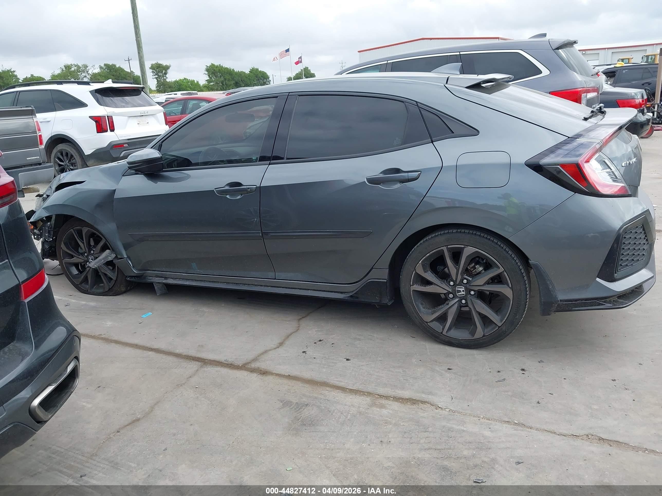 2019 Honda Civic Sport Серый vin: SHHFK7H47KU227788