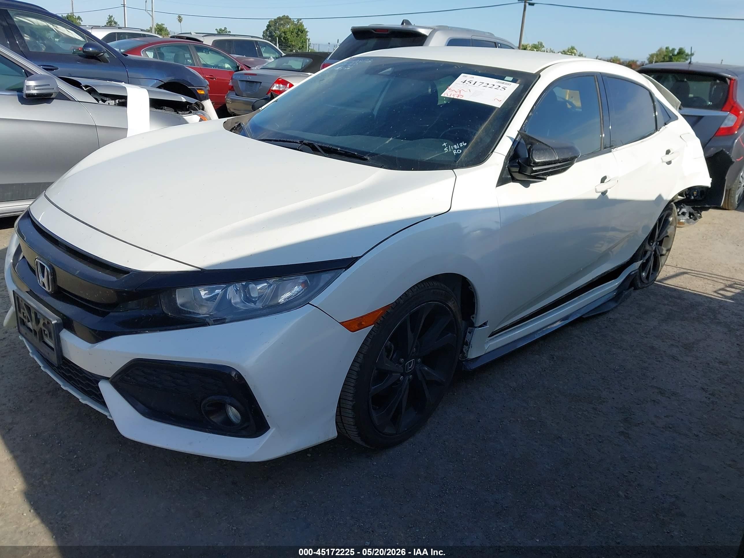 2019 Honda Civic Sport White vin: SHHFK7H47KU420569
