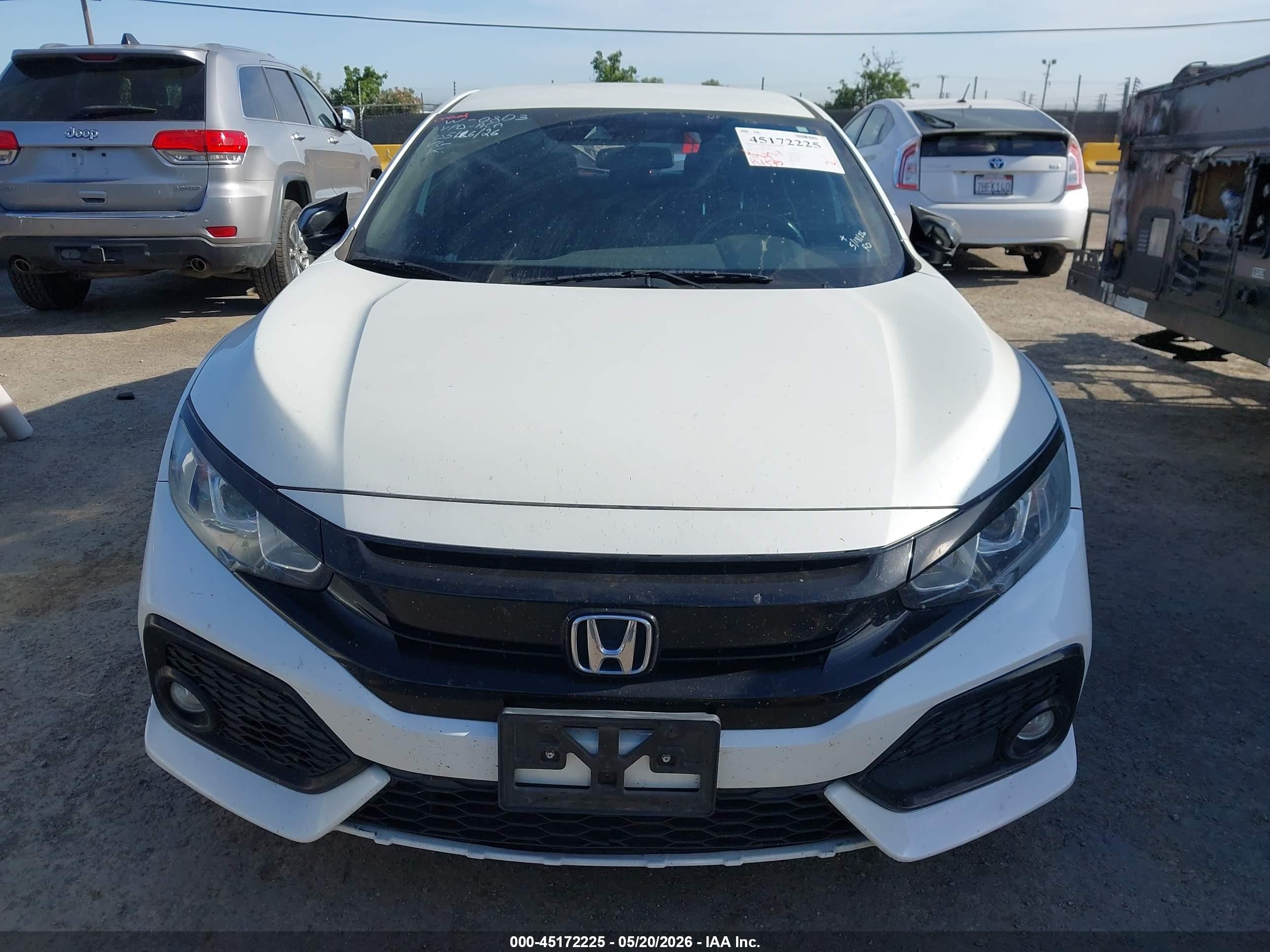2019 Honda Civic Sport White vin: SHHFK7H47KU420569