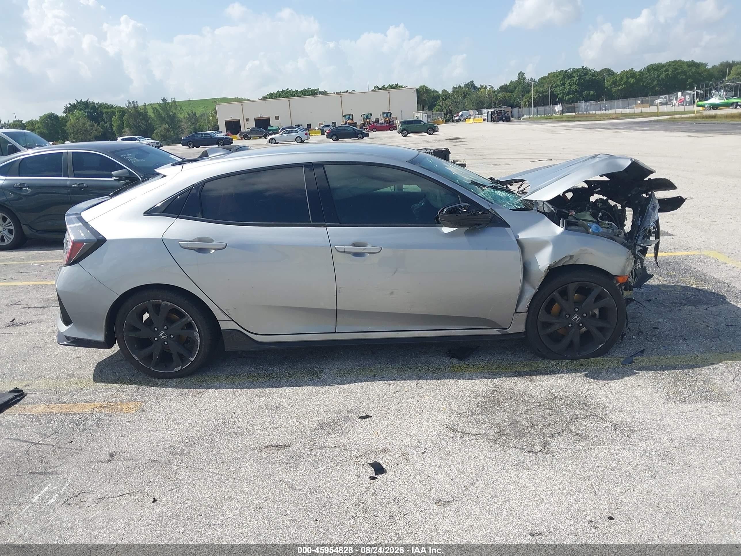 2019 Honda Civic Sport Gray vin: SHHFK7H4XKU222097