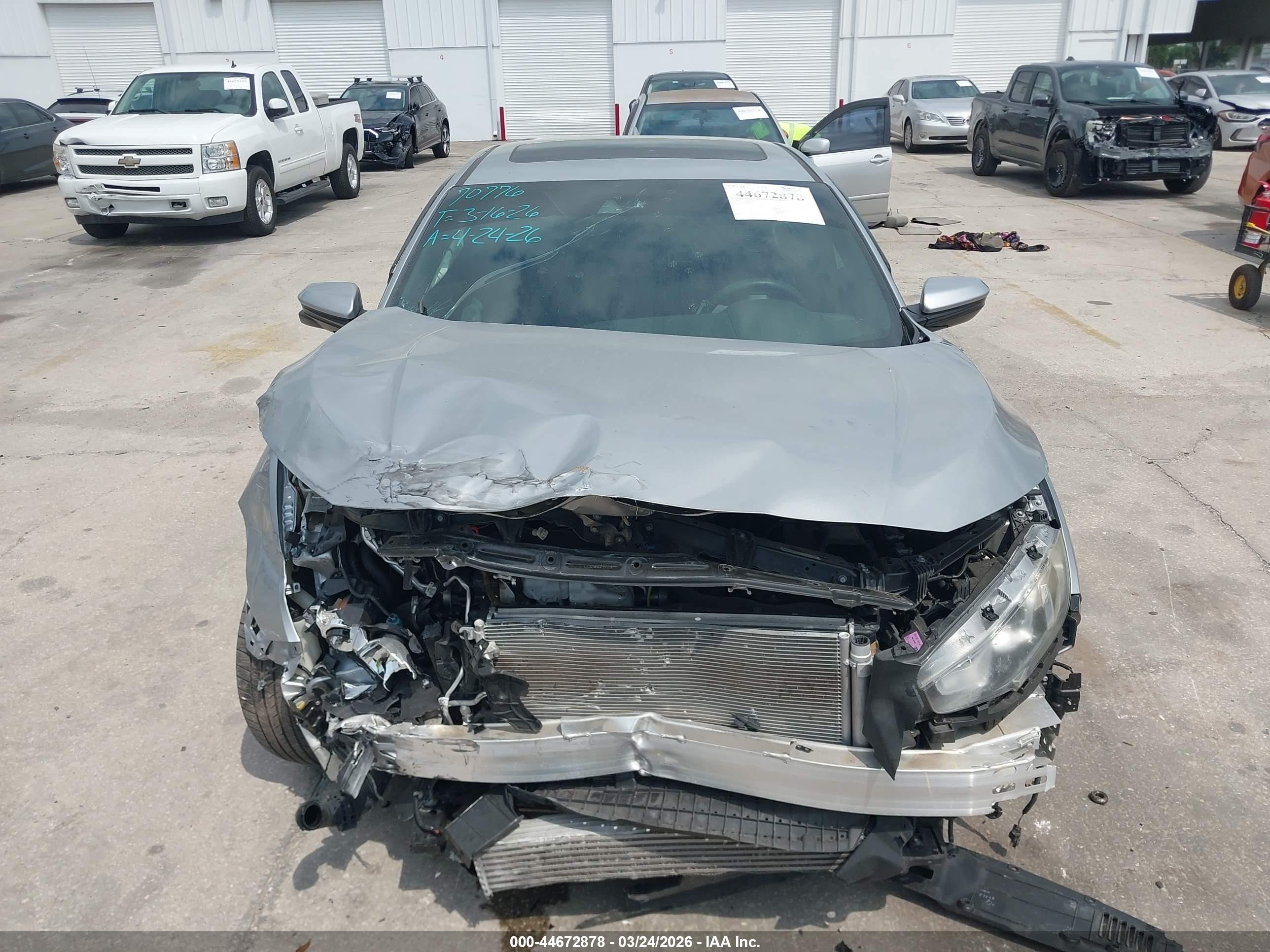 2019 Honda Civic Ex Серебряный vin: SHHFK7H66KU219151