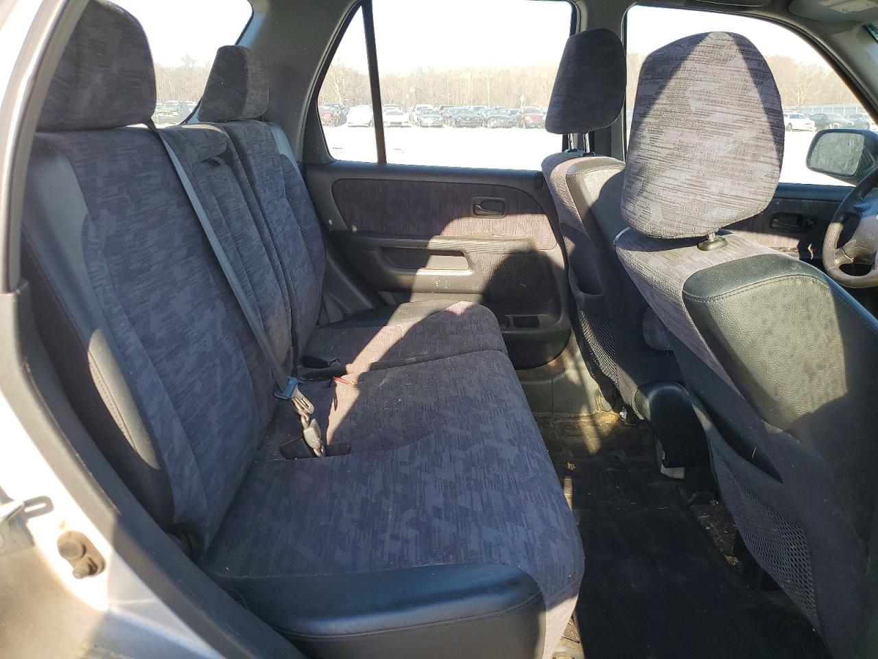 2002 Honda Cr-v Lx Серебряный vin: SHSRD68482U000444