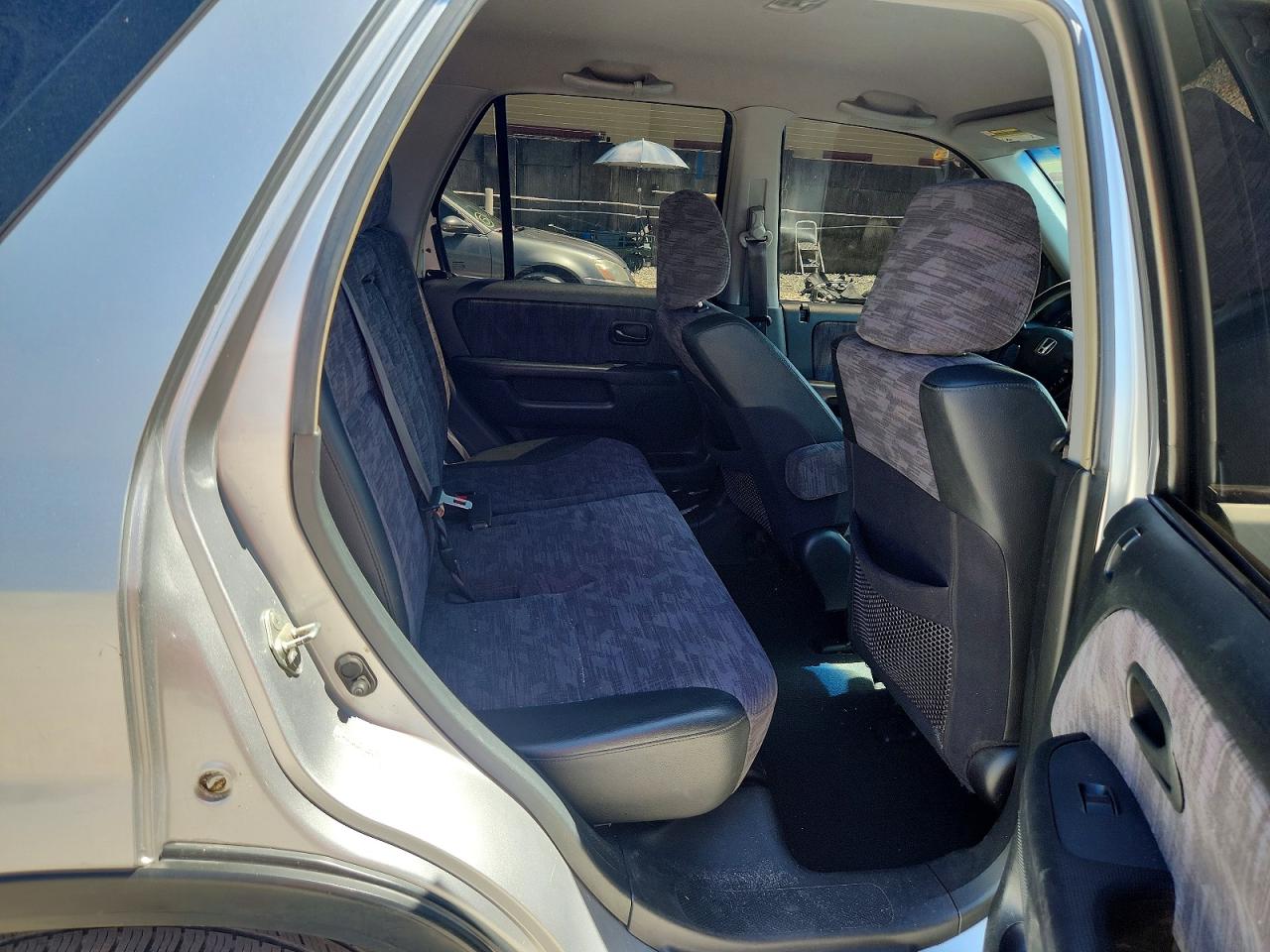 2003 Honda Cr-v Lx Silver vin: SHSRD684X3U109263