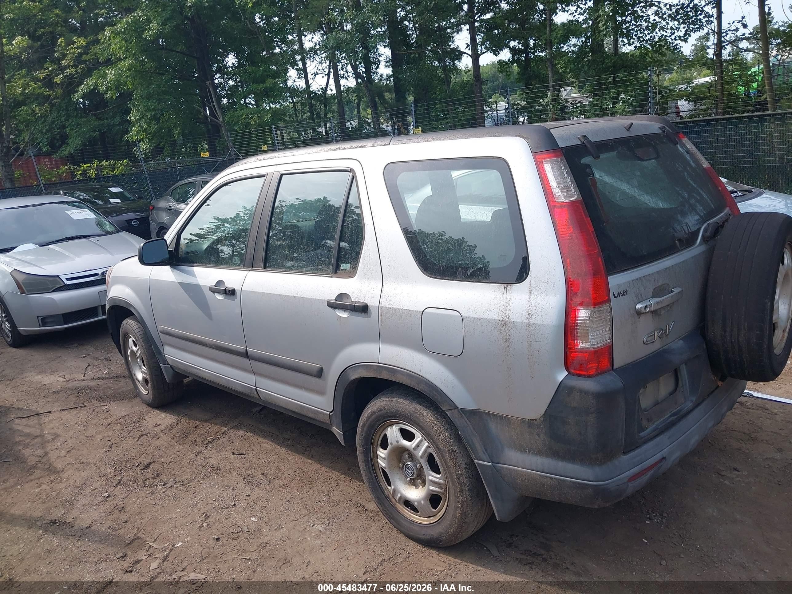 2005 Honda Cr-v Lx Серебряный vin: SHSRD68545U302052