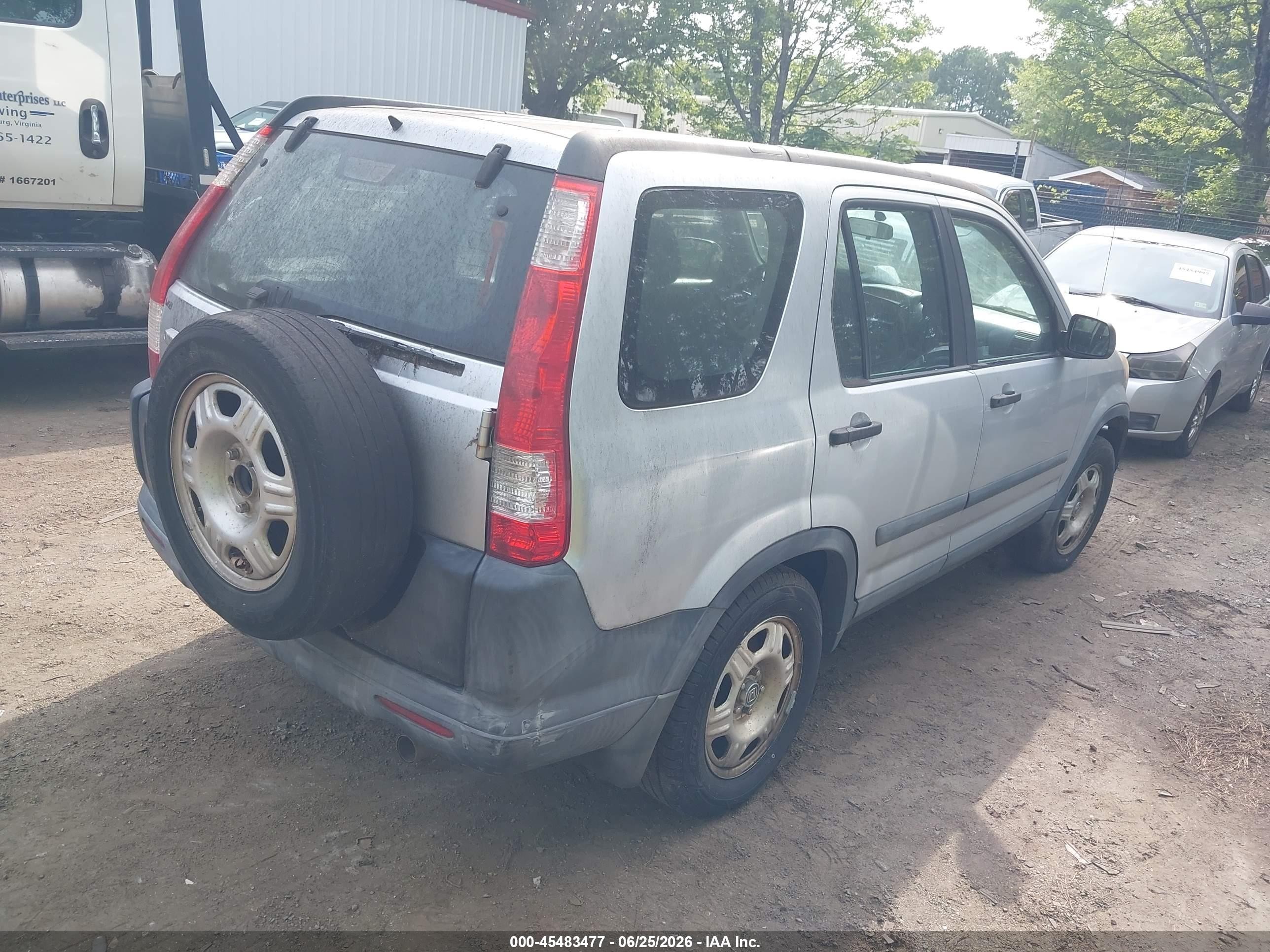 2005 Honda Cr-v Lx Серебряный vin: SHSRD68545U302052