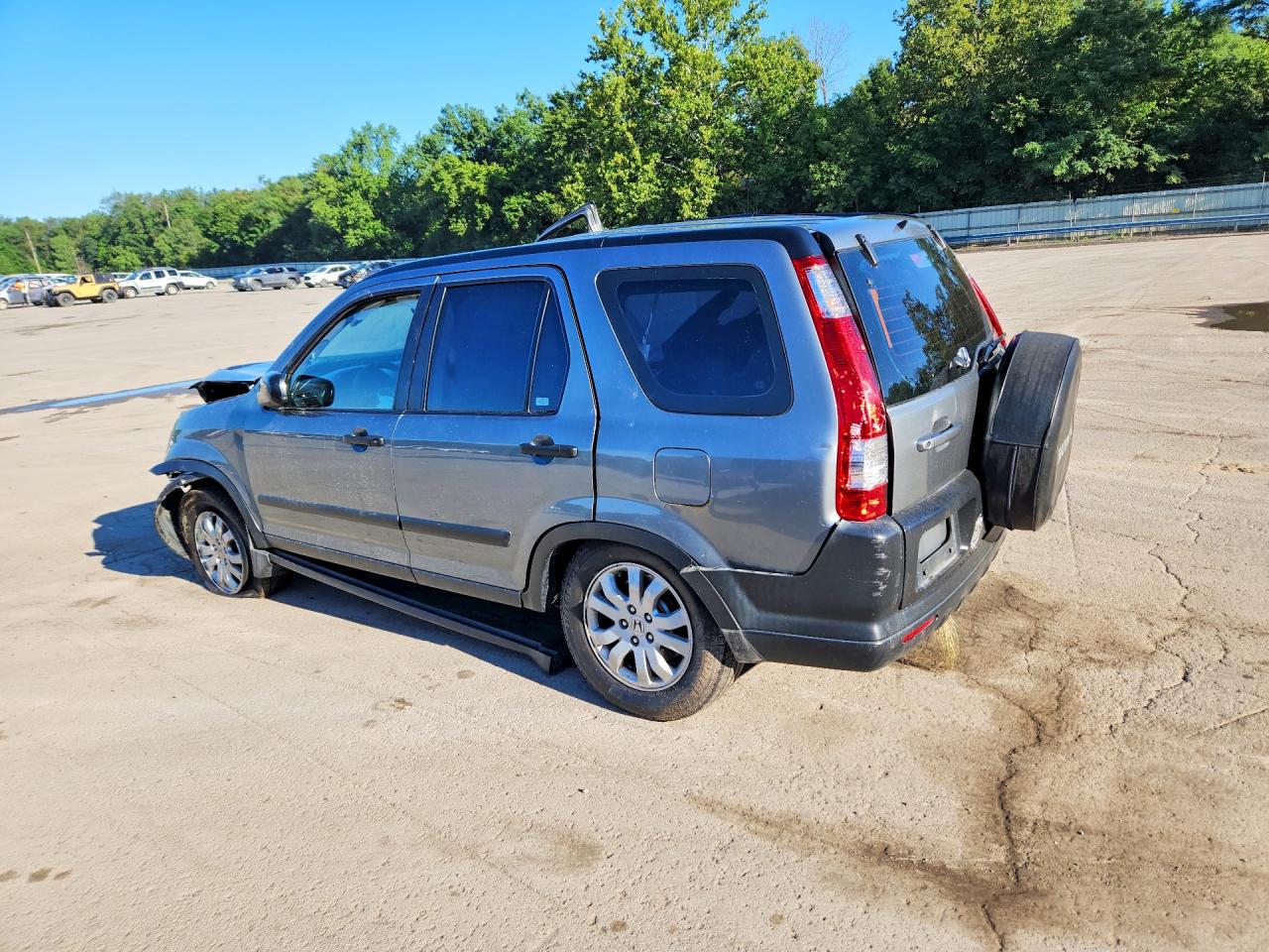 2005 Honda Cr-v Lx Silver vin: SHSRD68565U308323