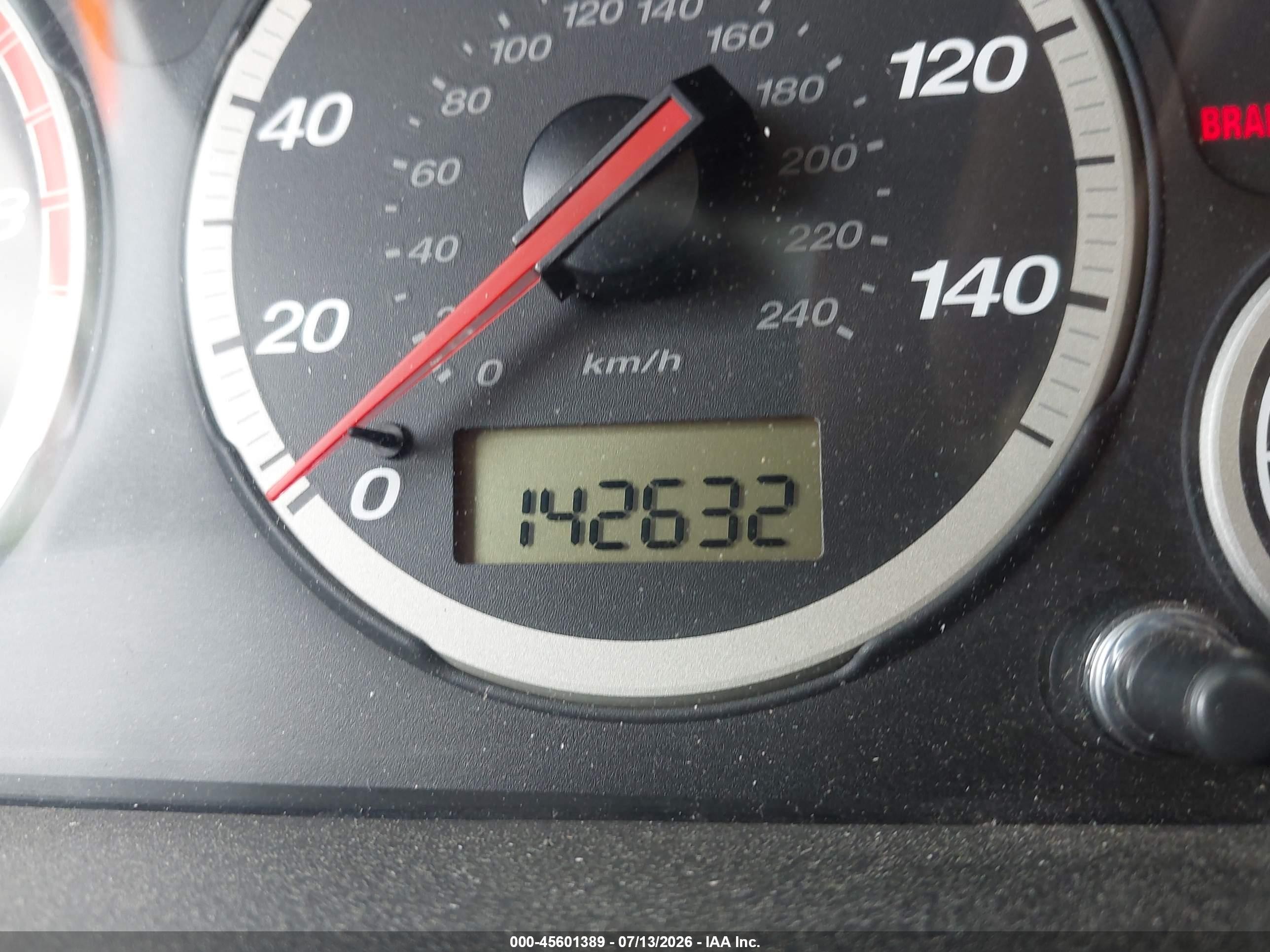 2005 Honda Cr-v Lx Gold vin: SHSRD68585U303527