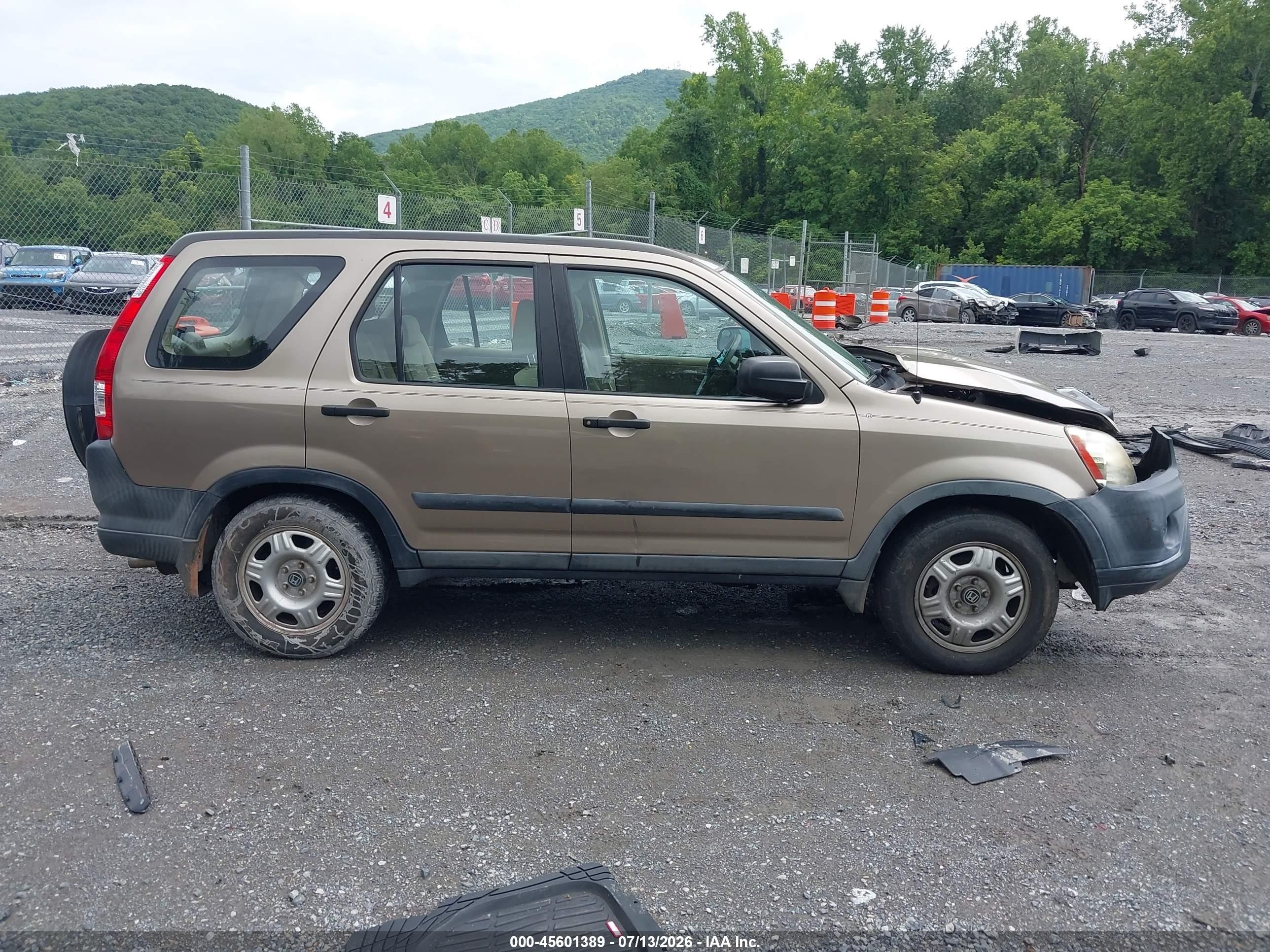 2005 Honda Cr-v Lx Gold vin: SHSRD68585U303527