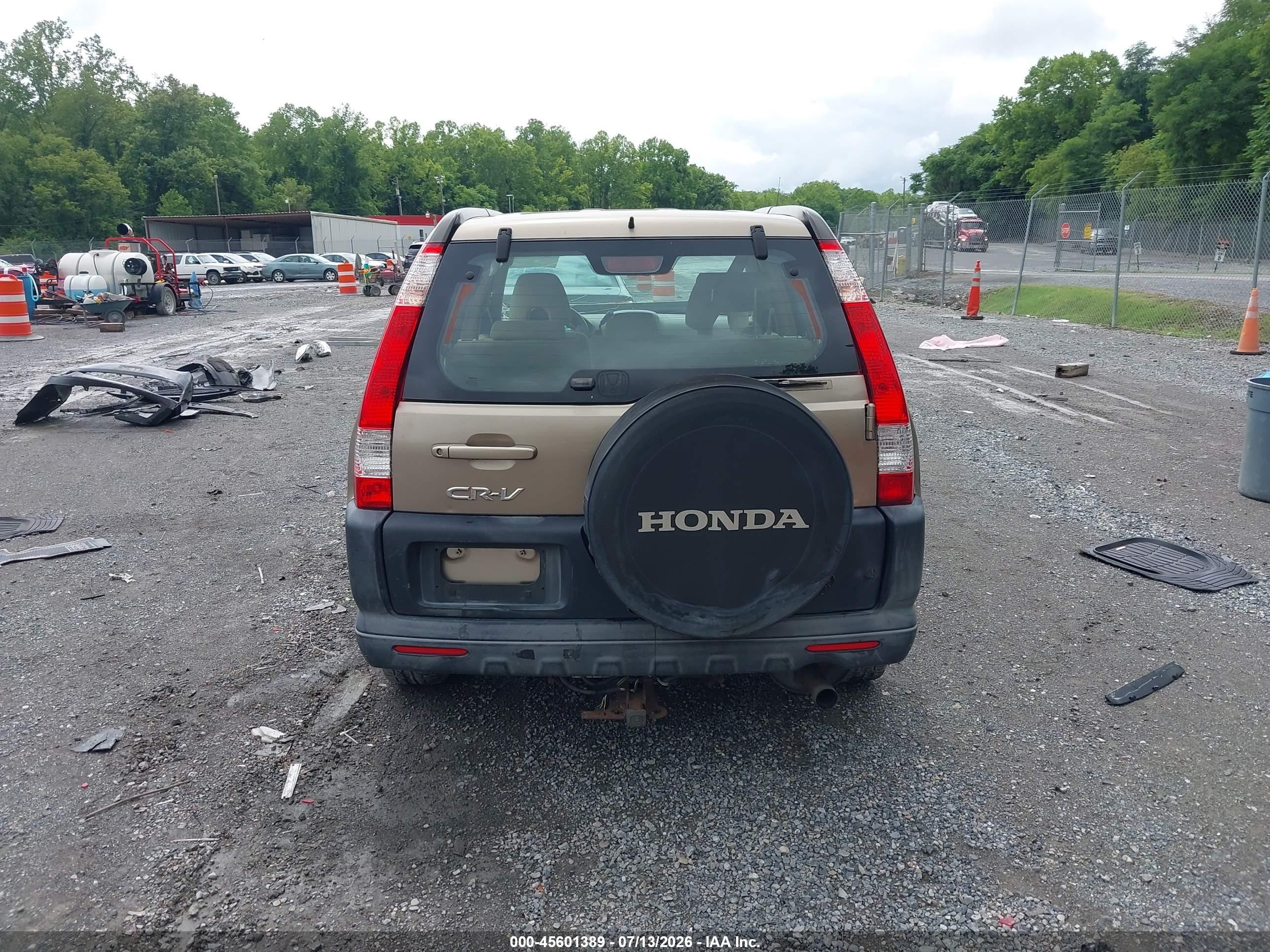 2005 Honda Cr-v Lx Gold vin: SHSRD68585U303527