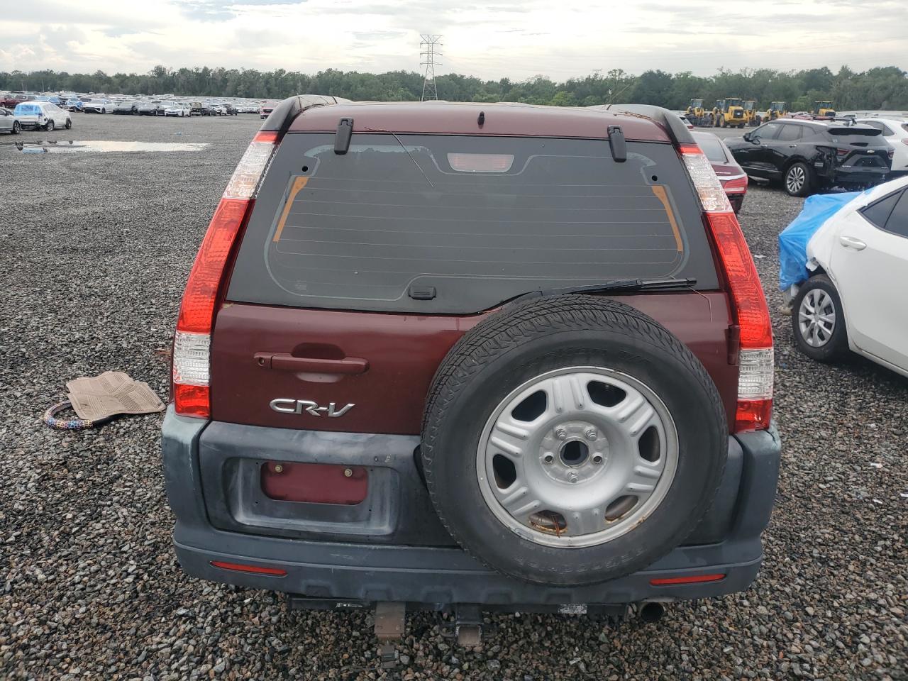 2005 Honda Cr-v Lx Red vin: SHSRD68585U307495