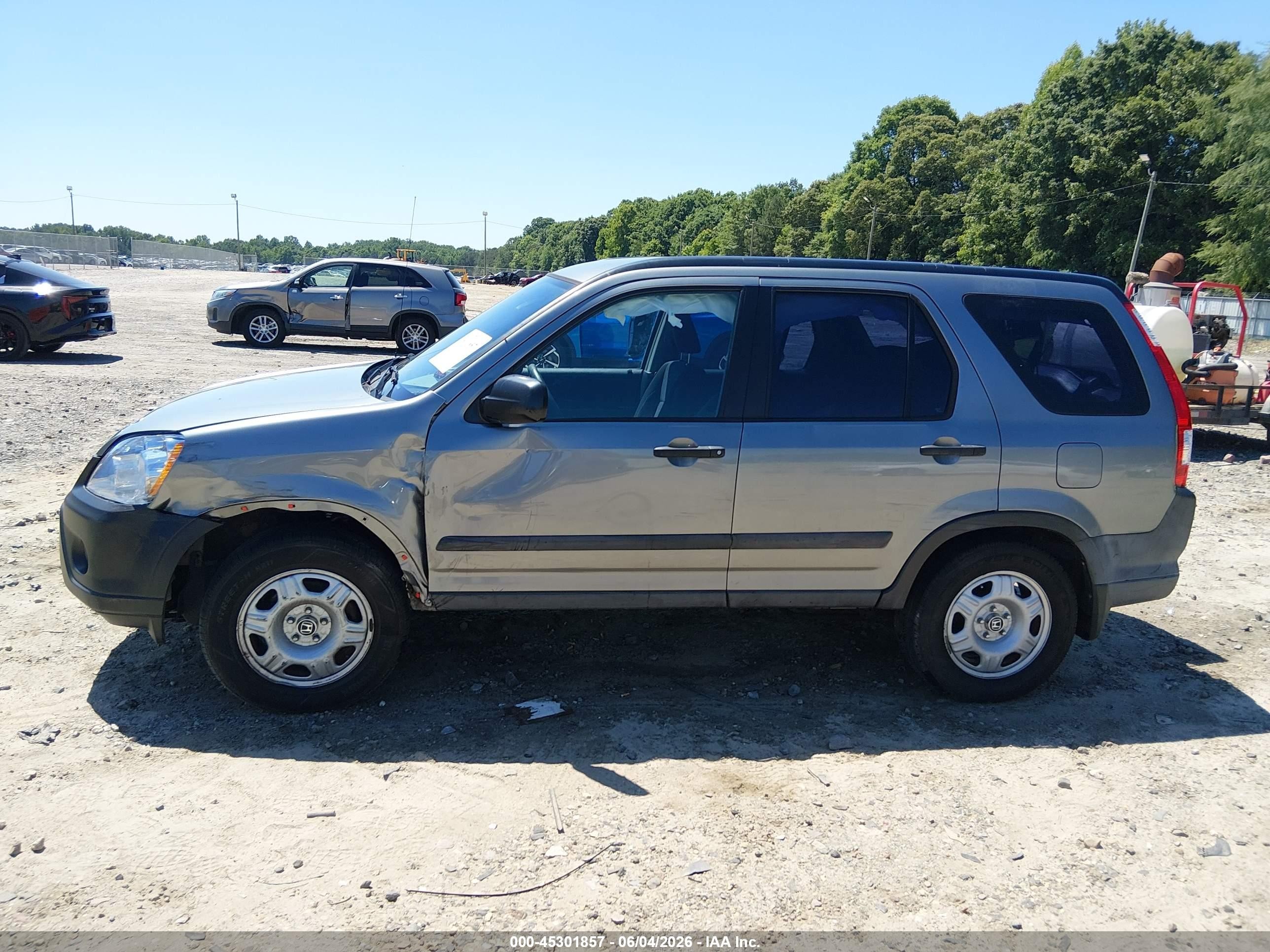 2005 Honda Cr-v Lx Silver vin: SHSRD68595U308929