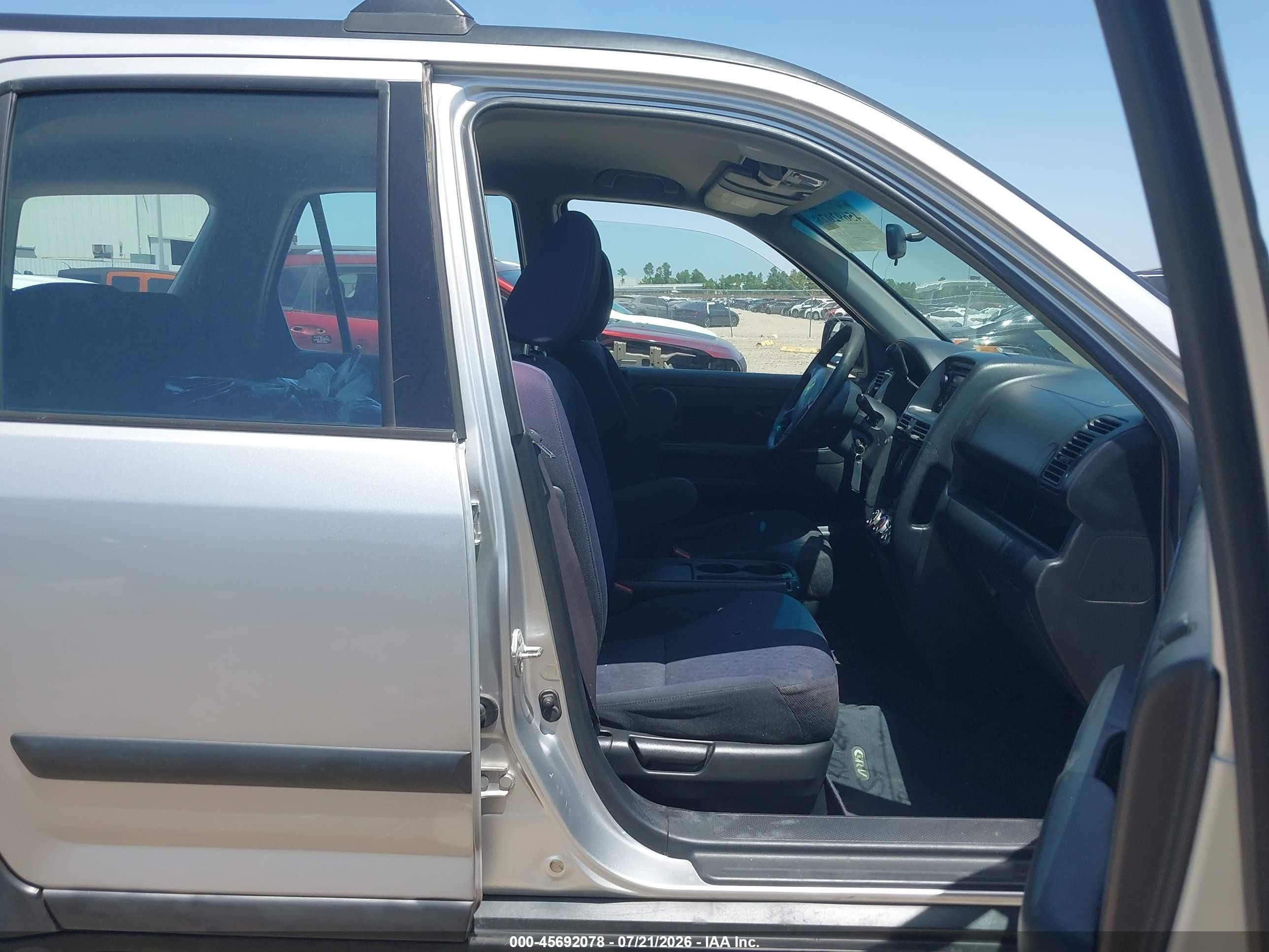 2006 Honda Cr-v Lx Silver vin: SHSRD685X6U402433