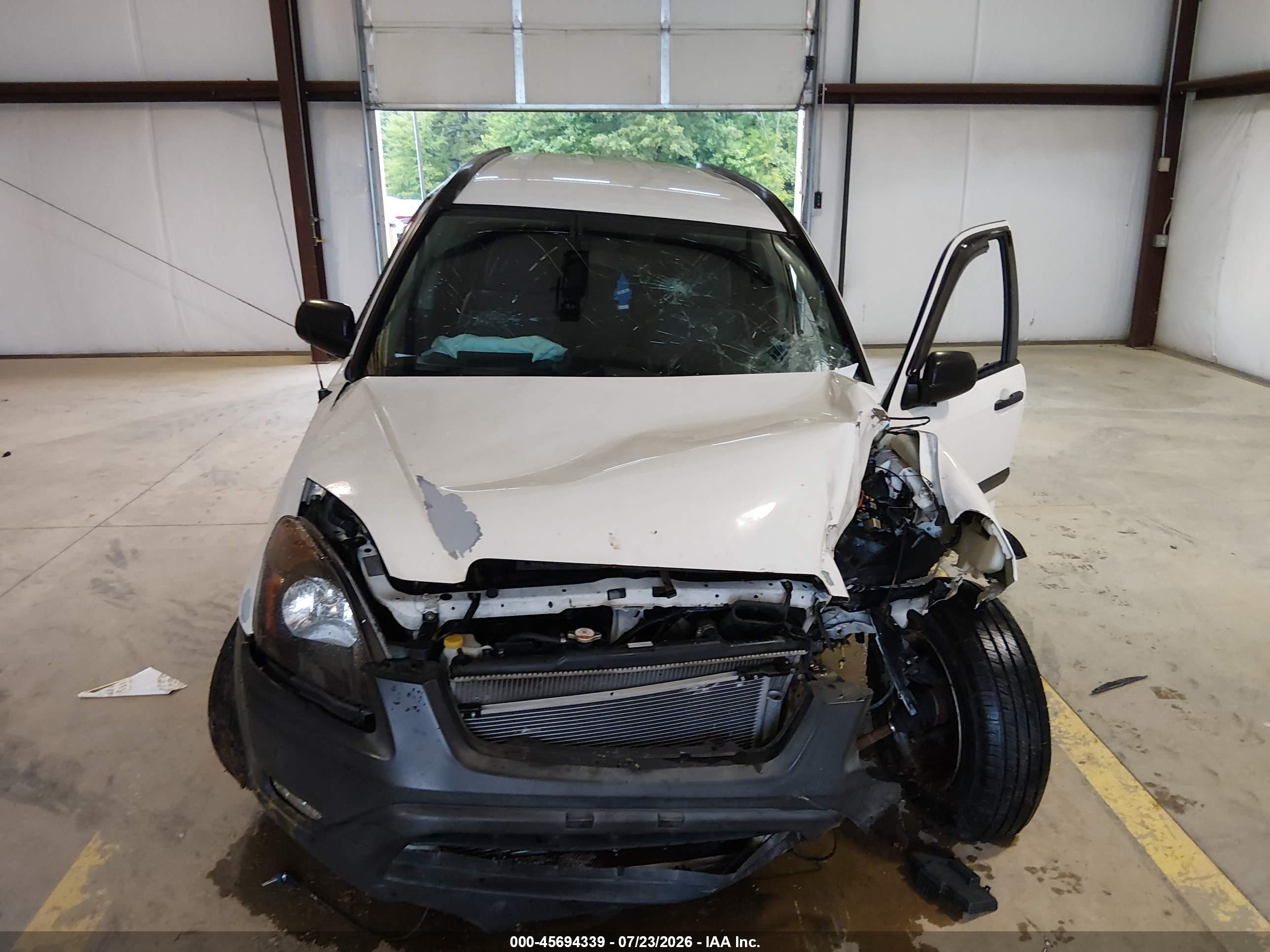 2003 Honda Cr-v Lx White vin: SHSRD78413U125485