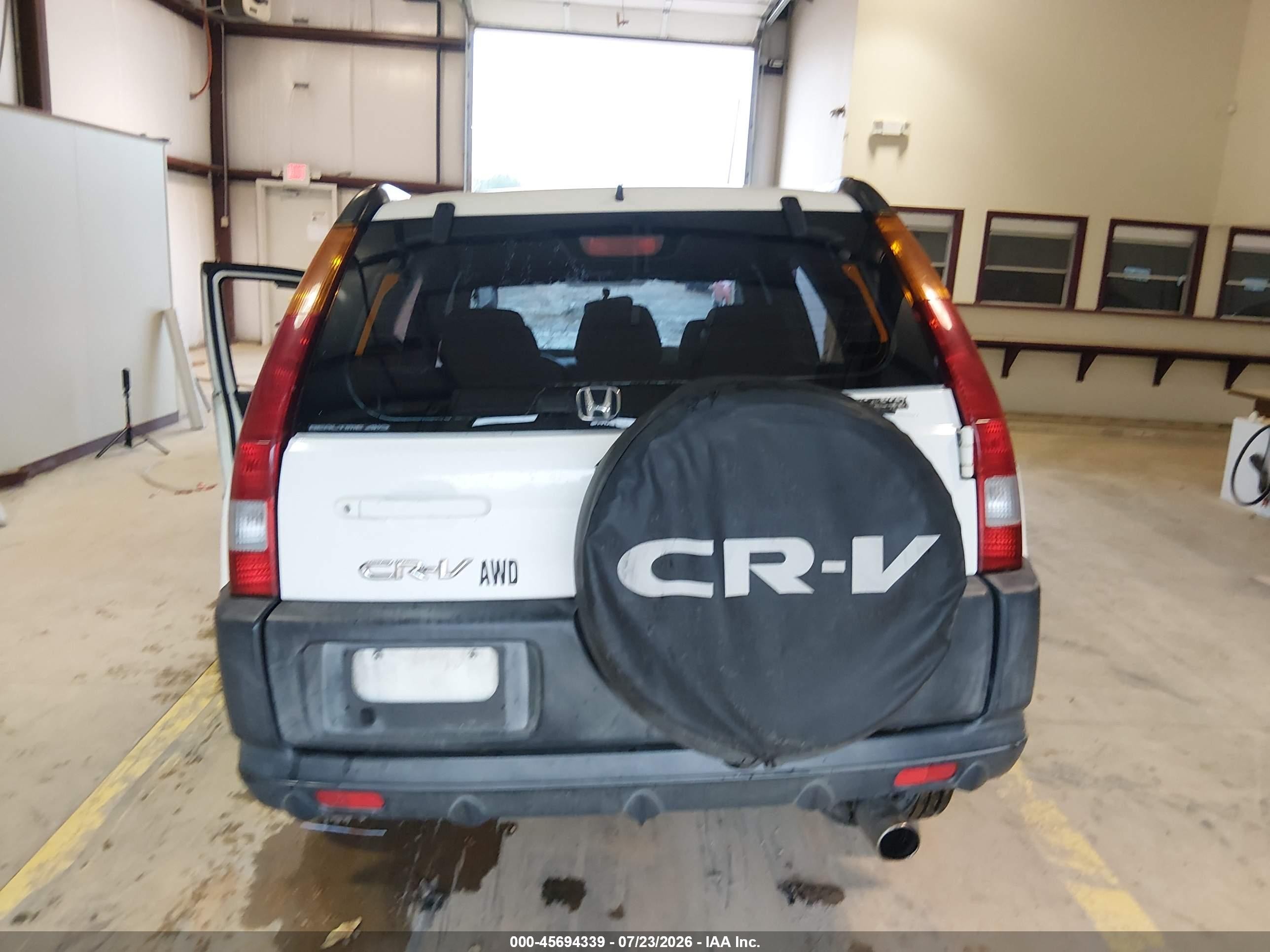 2003 Honda Cr-v Lx White vin: SHSRD78413U125485