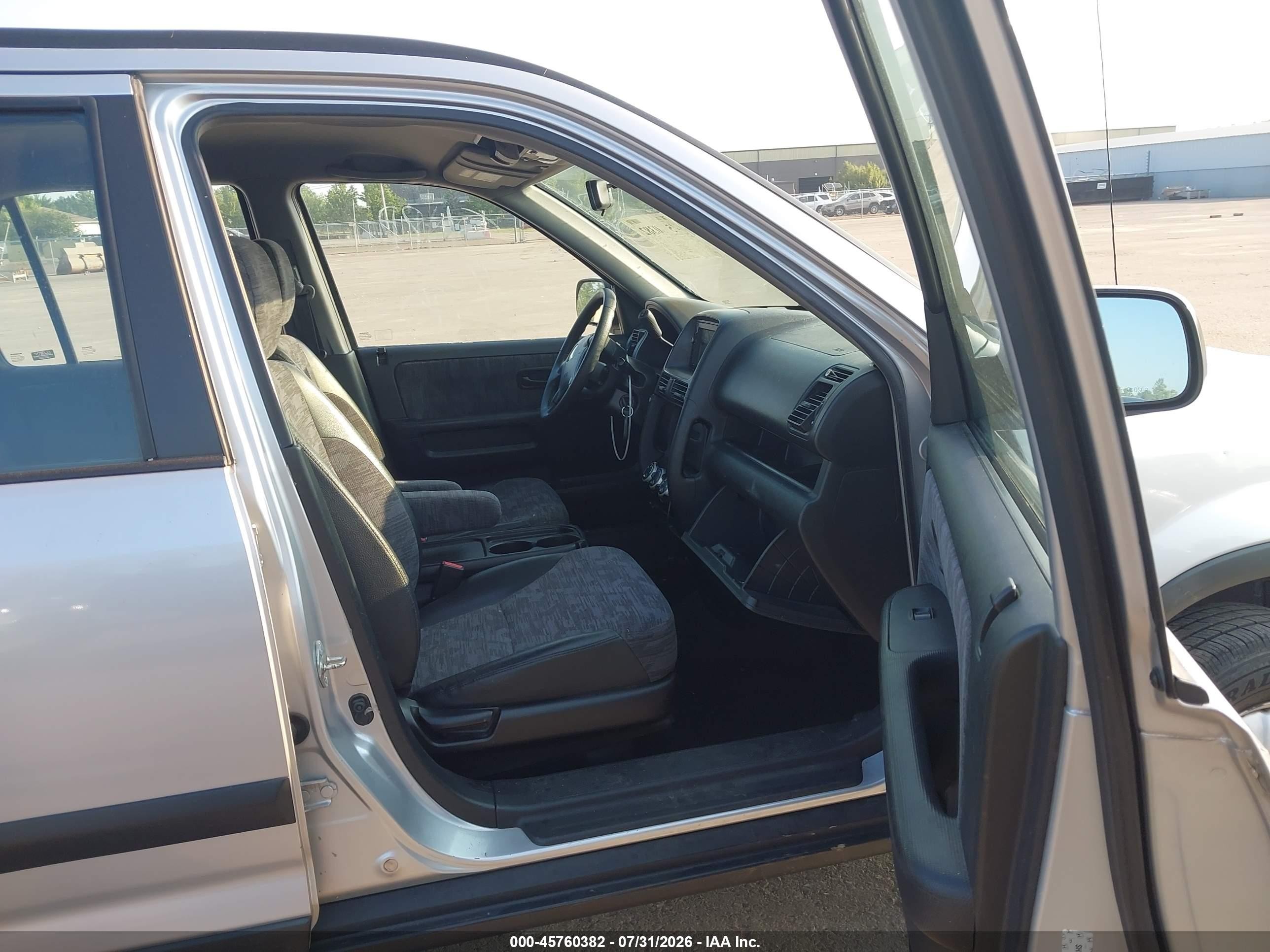 2003 Honda Cr-v Lx Silver vin: SHSRD78423U150881
