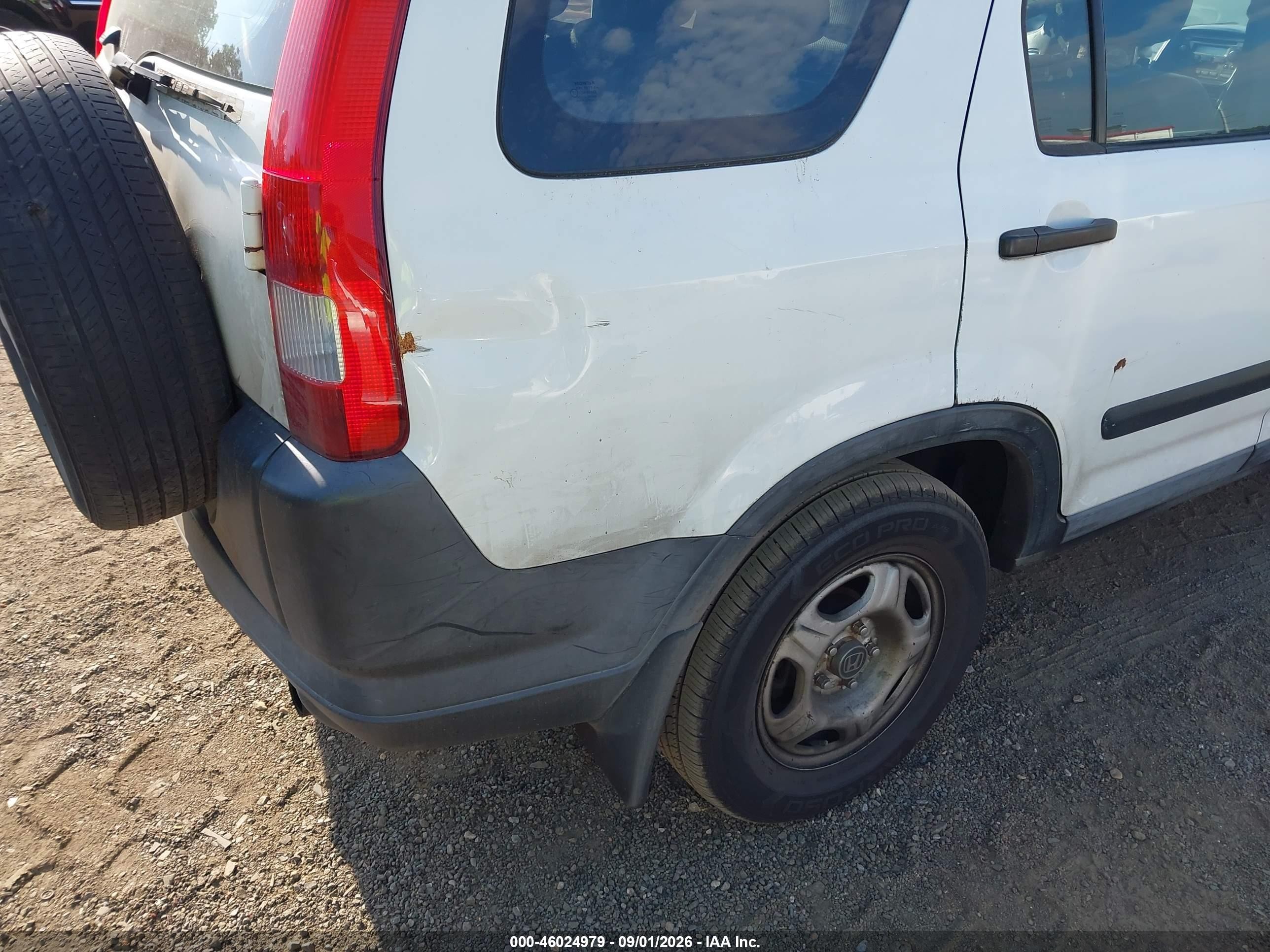 2004 Honda Cr-v Lx White vin: SHSRD78434U249761
