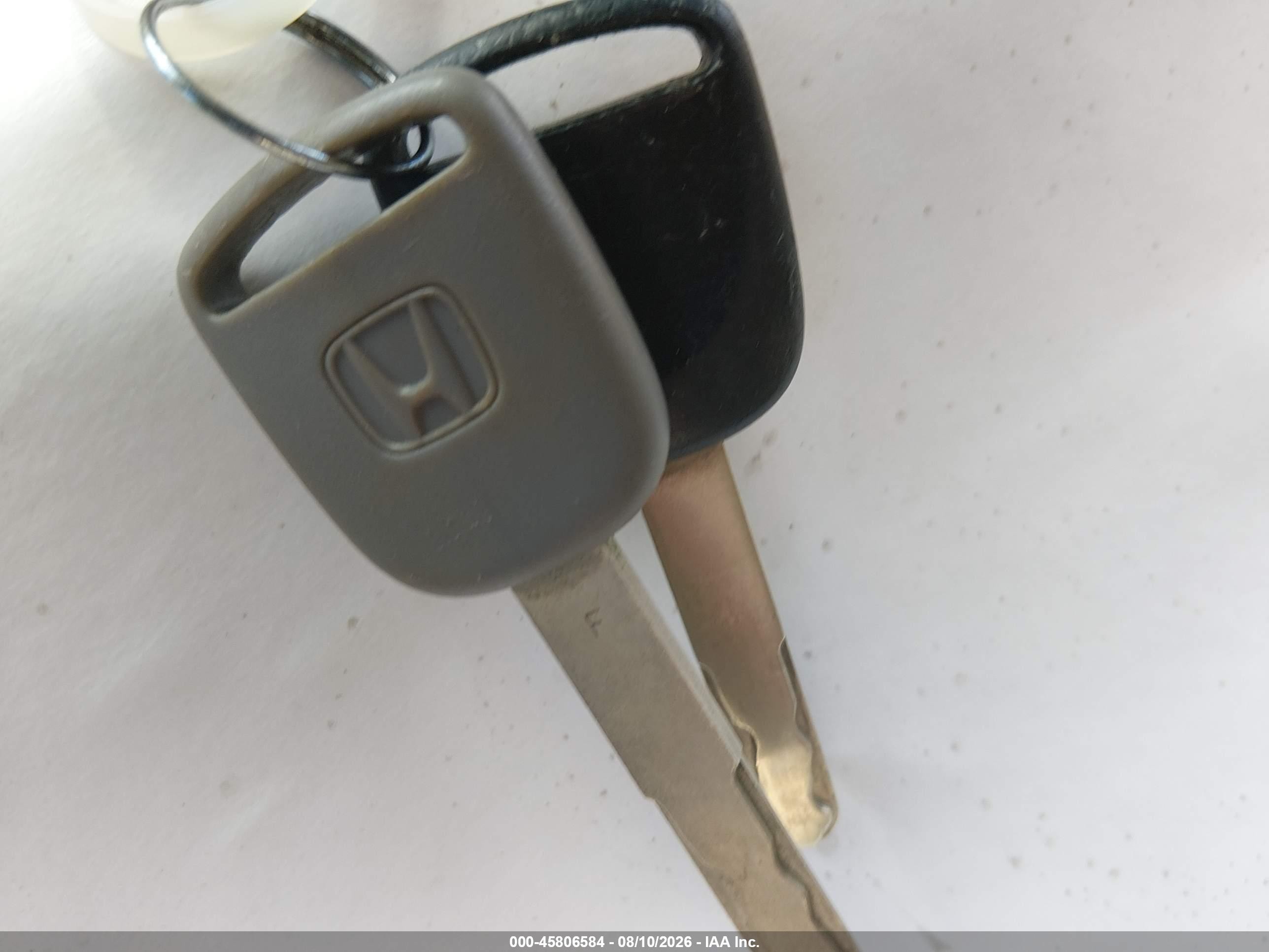 2004 Honda Cr-v Lx Красный vin: SHSRD78474U228718
