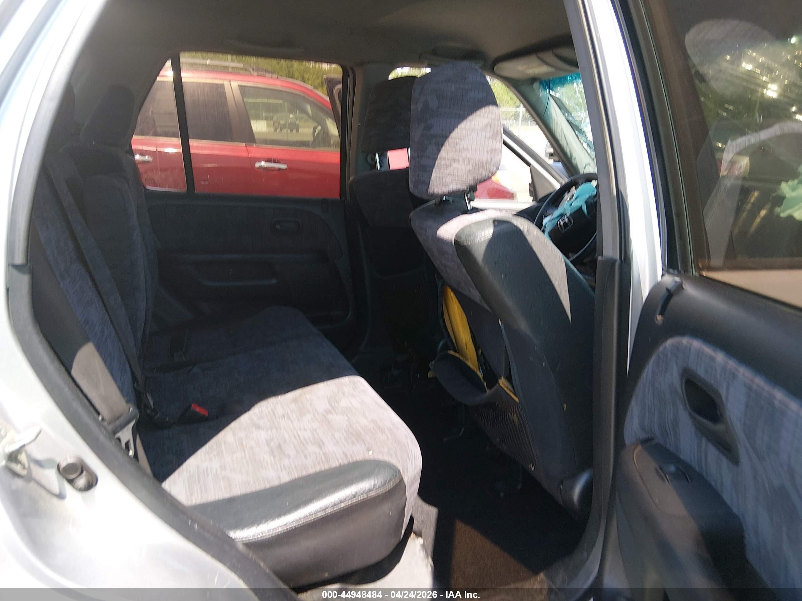2002 Honda Cr-v Lx Silver vin: SHSRD78492U012429
