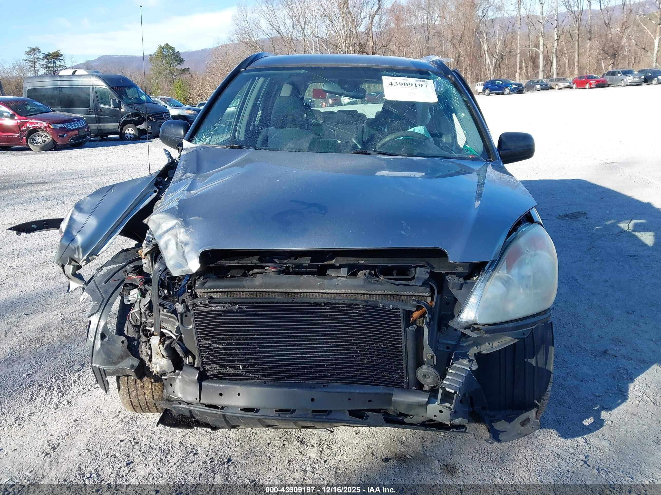 2005 Honda Cr-v Lx Silver vin: SHSRD78545U331492