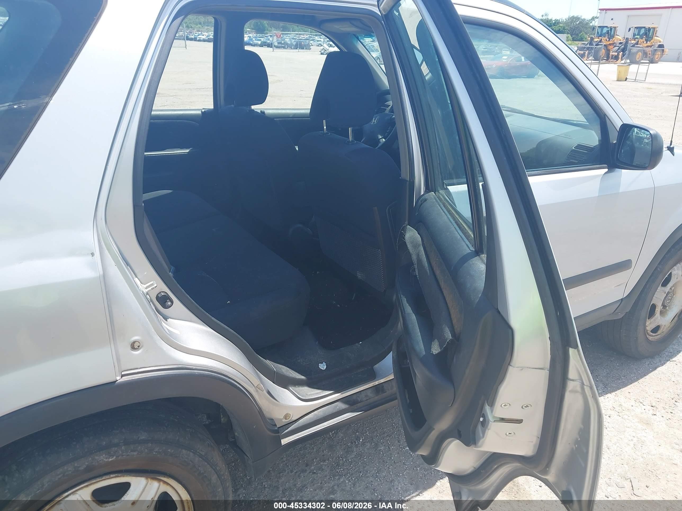 2005 Honda Cr-v Lx Silver vin: SHSRD78575U317165