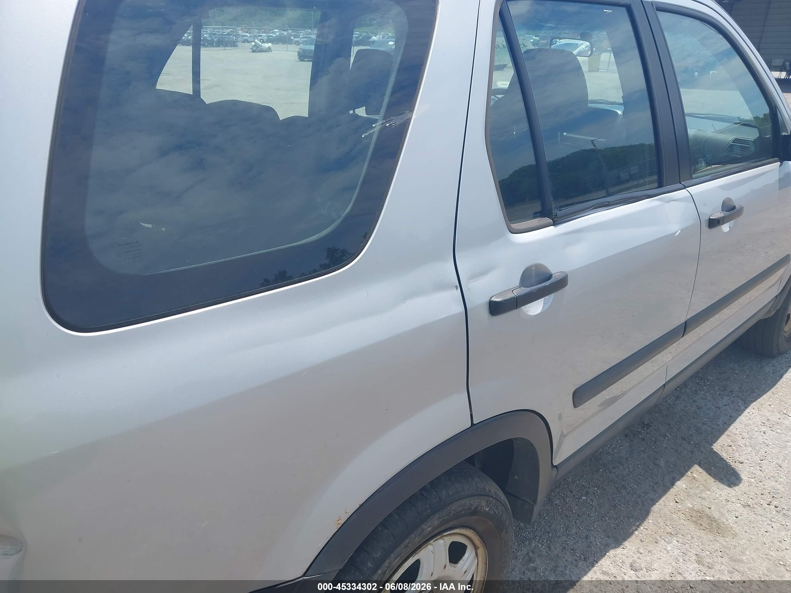 2005 Honda Cr-v Lx Silver vin: SHSRD78575U317165