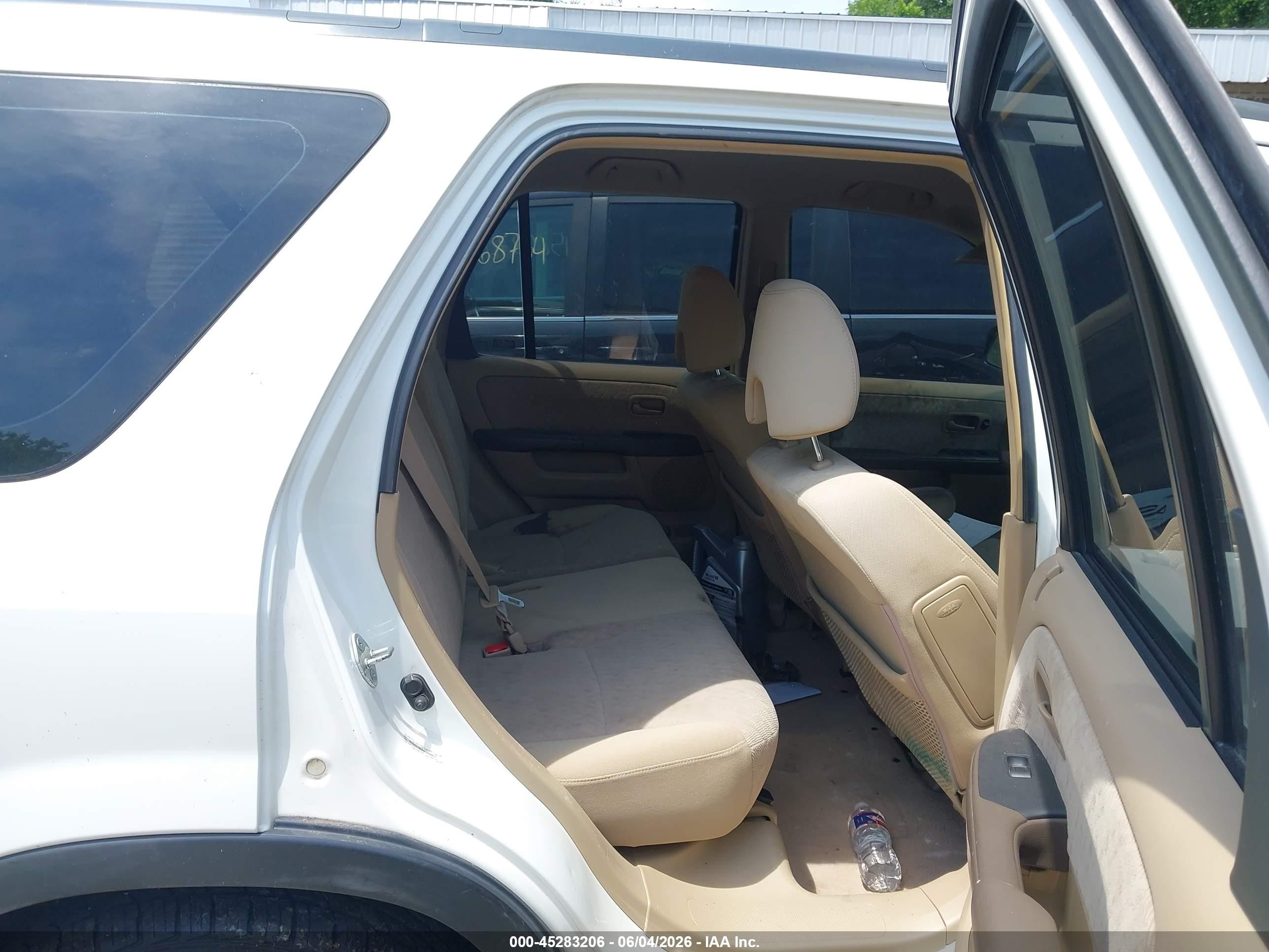 2006 Honda Cr-v Lx White vin: SHSRD78596U439611