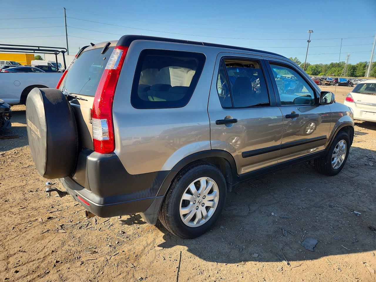2005 Honda Cr-v Ex Золотой vin: SHSRD78805U334075