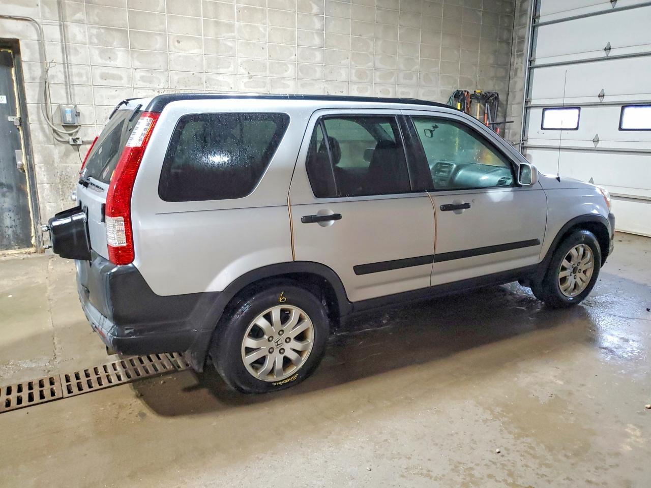 2005 Honda Cr-v Ex Серебряный vin: SHSRD78825U321196