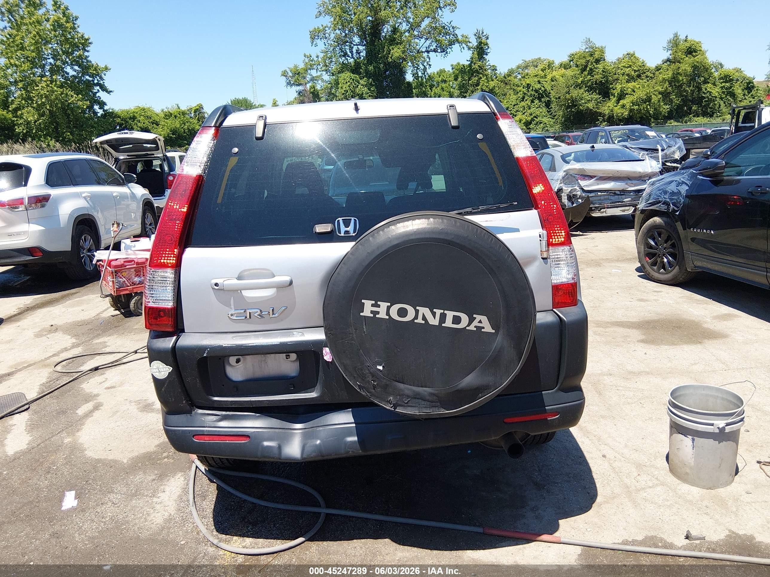2005 Honda Cr-v Ex Silver vin: SHSRD78835U322082