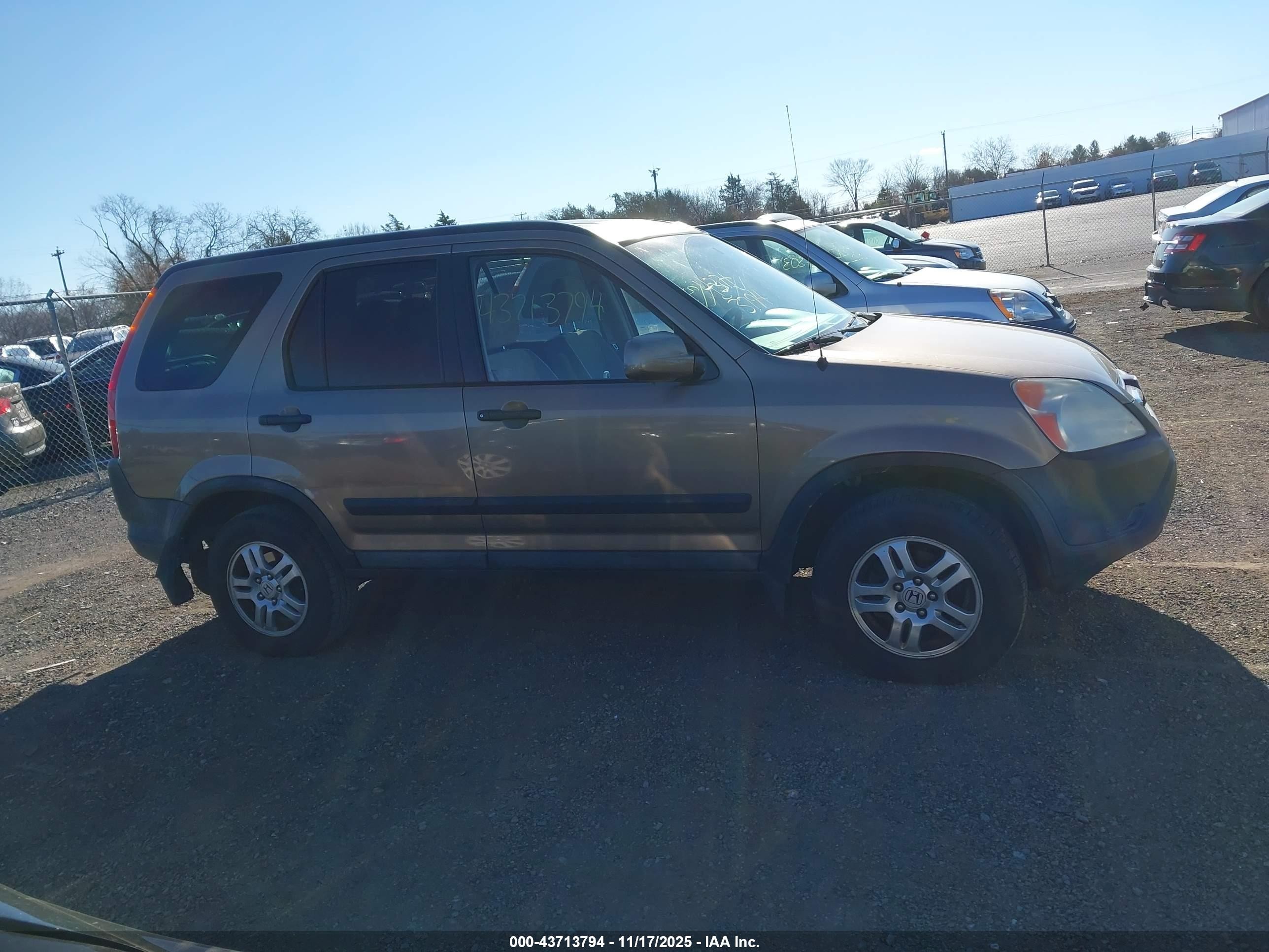 2004 Honda Cr-v Ex Gold vin: SHSRD78844U219445