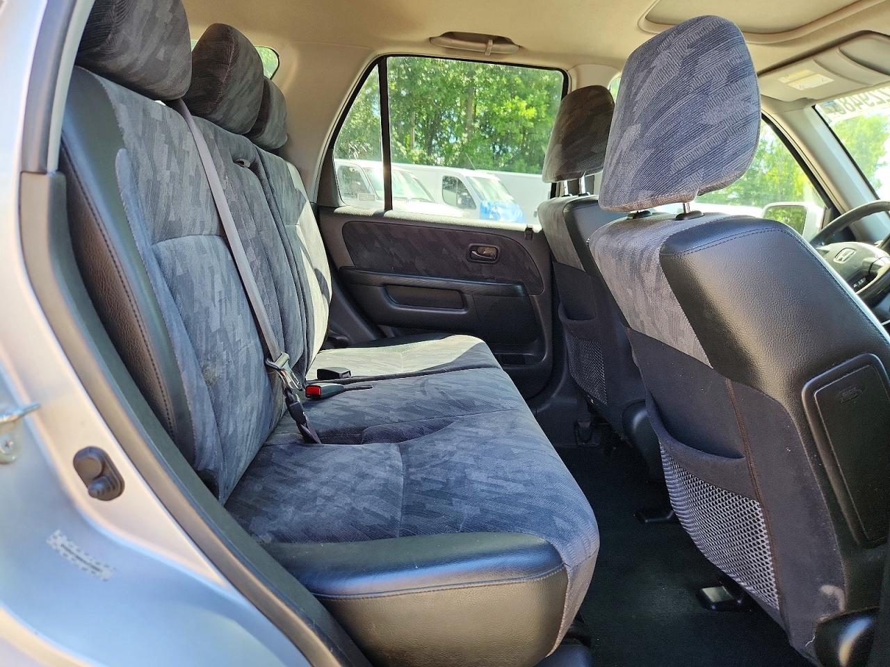 2004 Honda Cr-v Ex Silver vin: SHSRD78864U238661