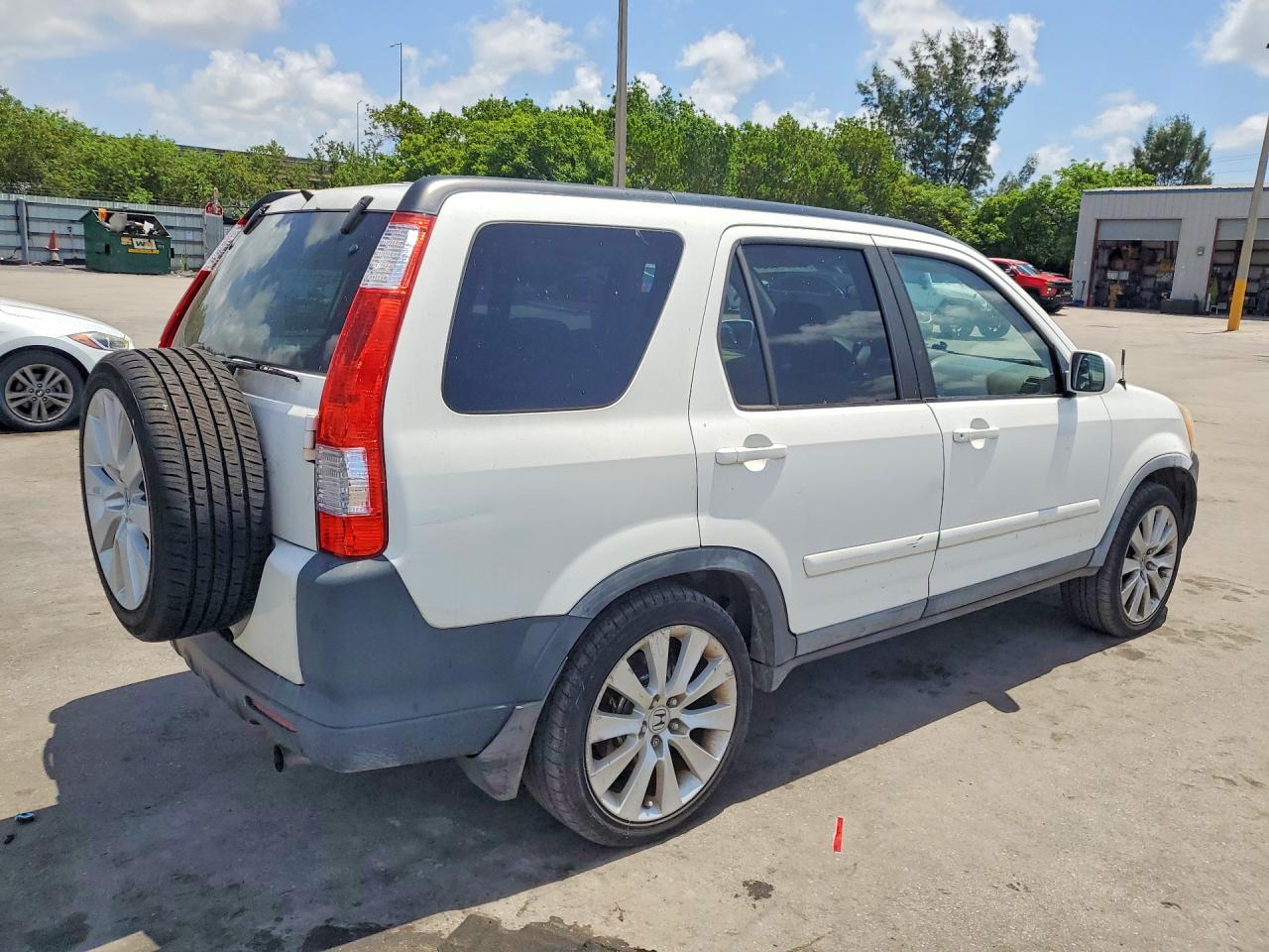 2005 Honda Cr-v Se White vin: SHSRD78975U324281