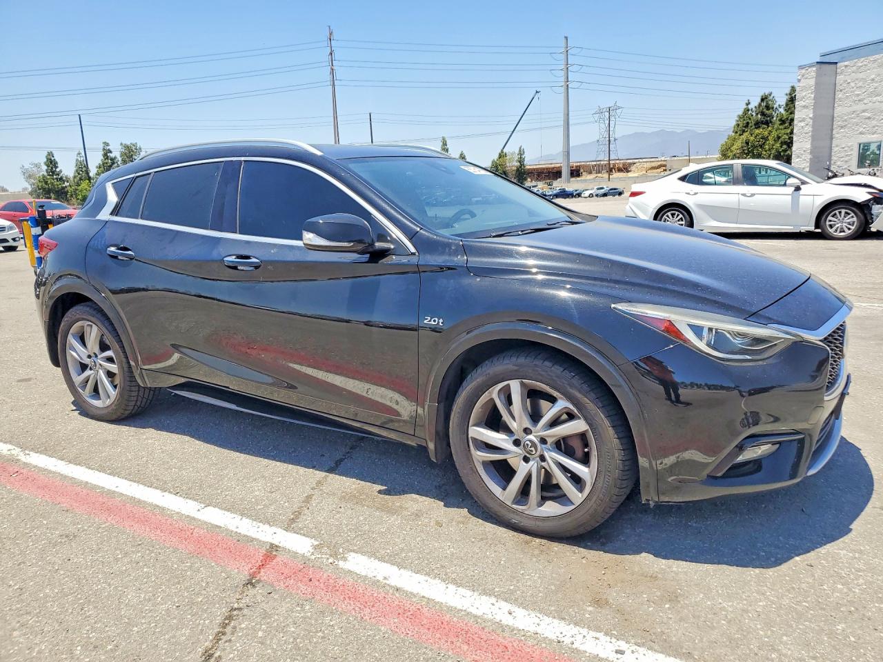 2018 Infiniti Qx30 Essential Black vin: SJKCH5CP6JA005935