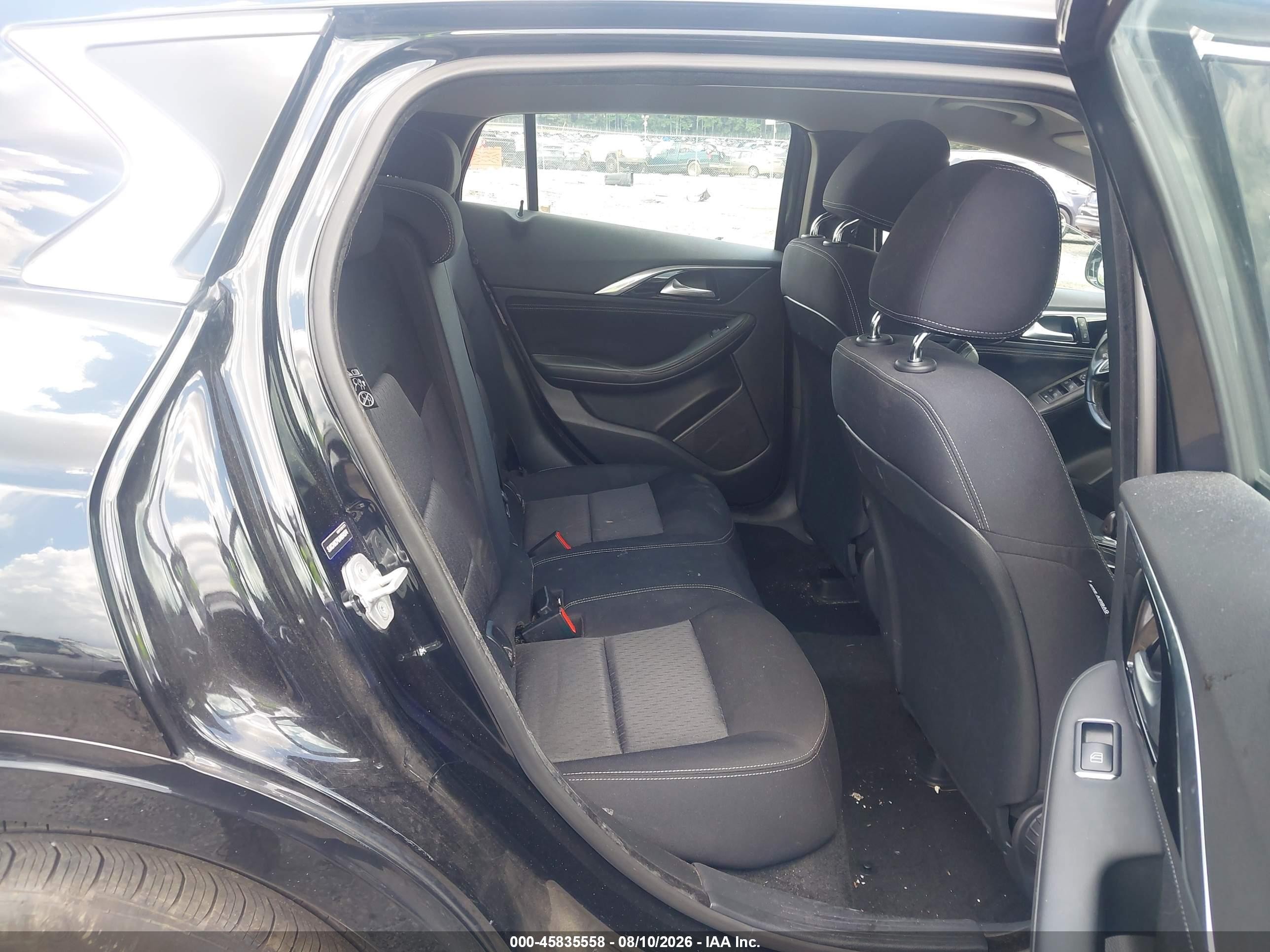 2018 Infiniti Qx30 Черный vin: SJKCH5CP6JA054374