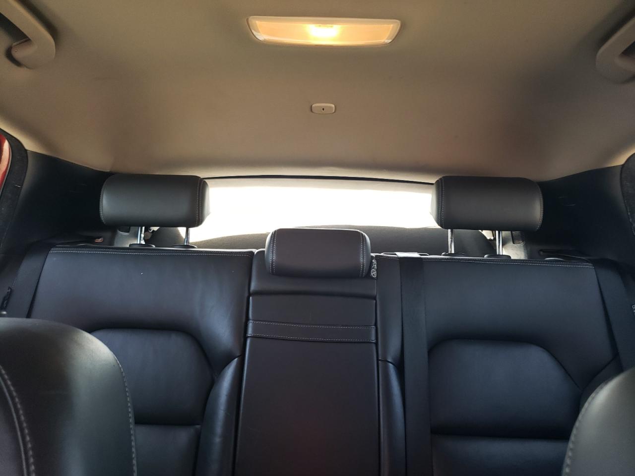 2018 Infiniti Qx30 Base Red vin: SJKCH5CP7JA059986
