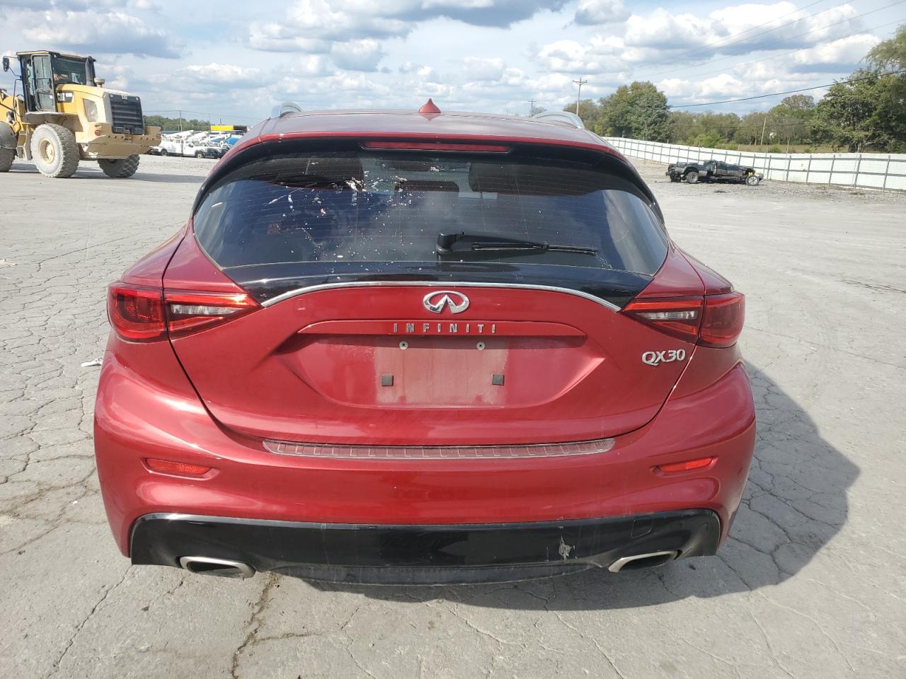2017 Infiniti Qx30 Base Red vin: SJKCH5CP8HA025386