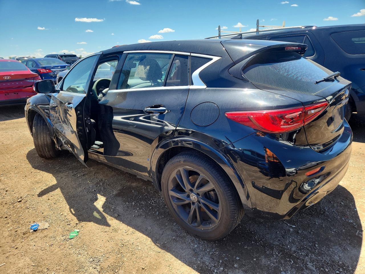 2017 Infiniti Qx30 Base Черный vin: SJKCH5CP8HA033259