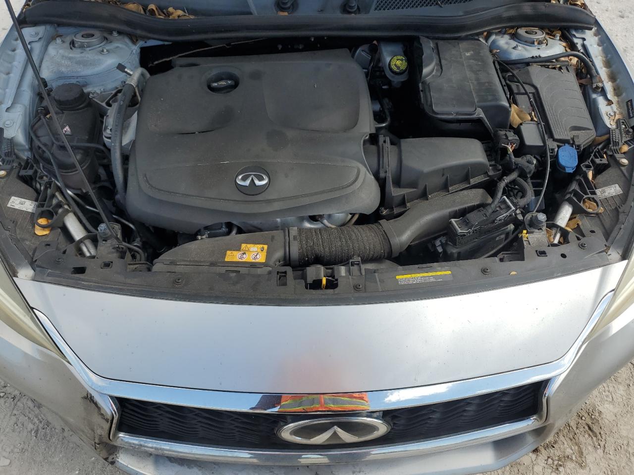 2018 Infiniti Qx30 Pure Серебряный vin: SJKCH5CP9JA003676