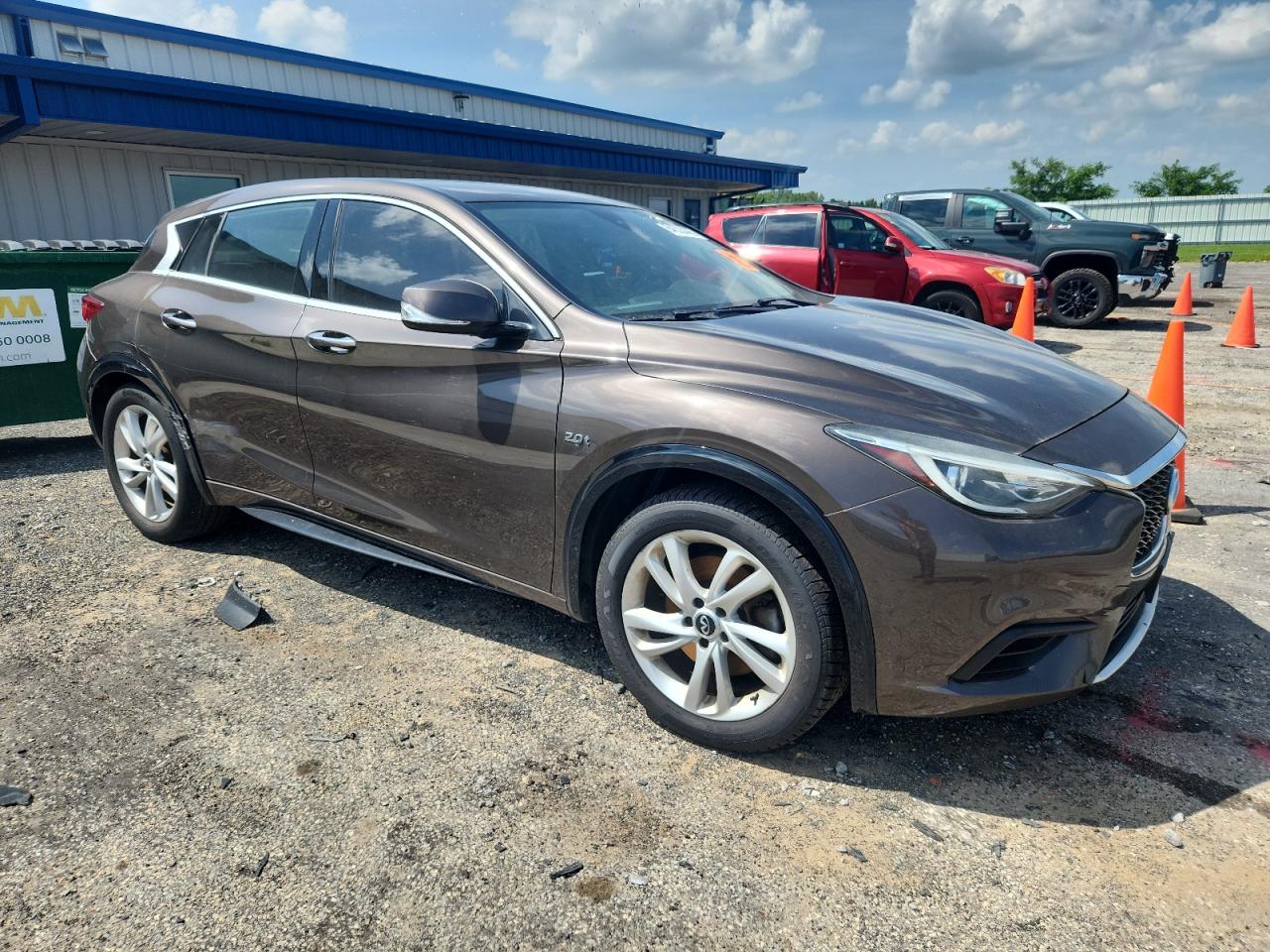 2018 Infiniti Qx30 Brown vin: SJKCH5CP9JA050965