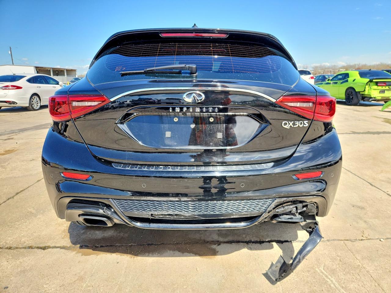 2017 Infiniti Qx30 Sport Black vin: SJKCH5CPXHA023008
