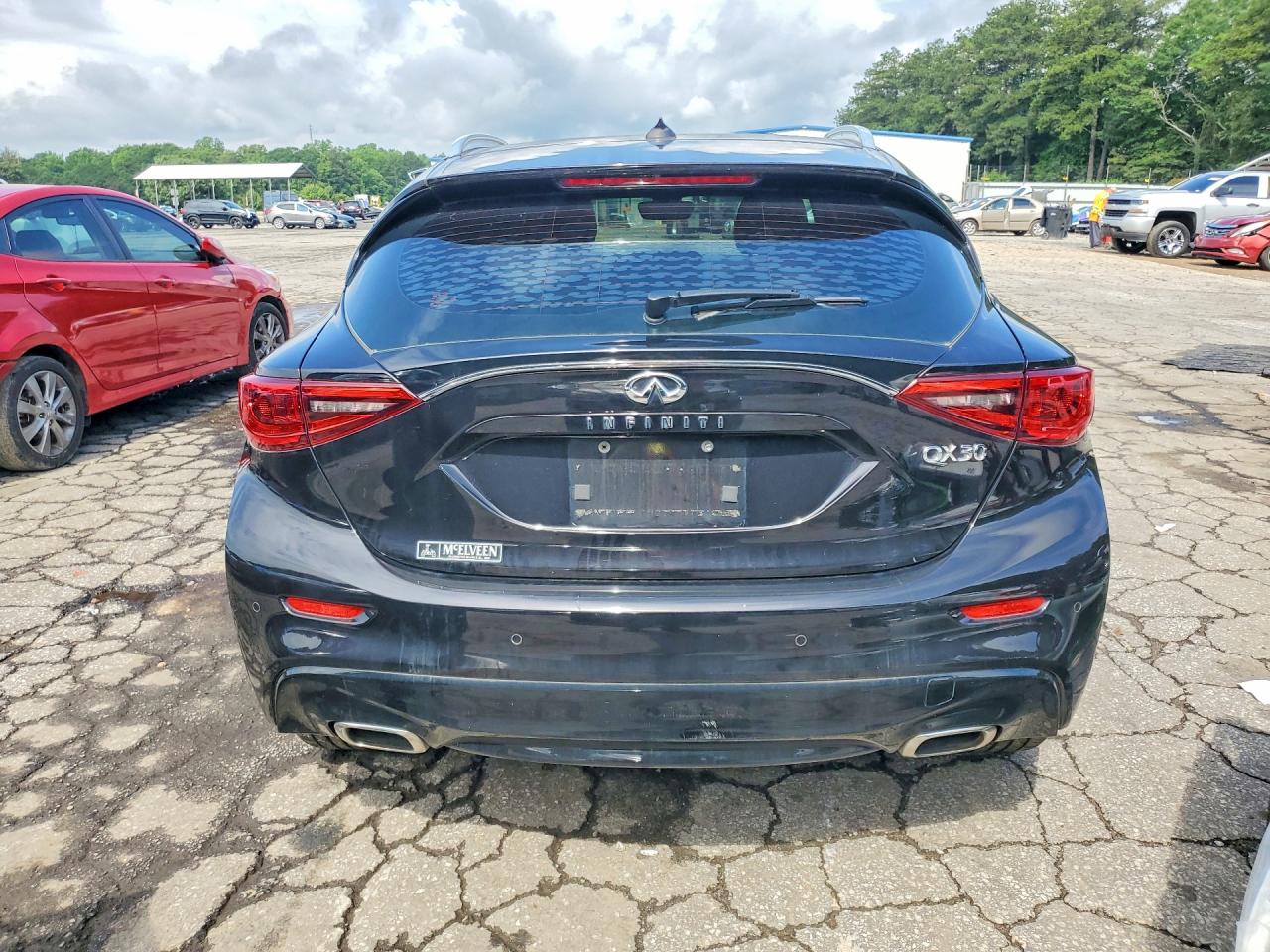 2017 Infiniti Qx30 Base Black vin: SJKCH5CPXHA033568