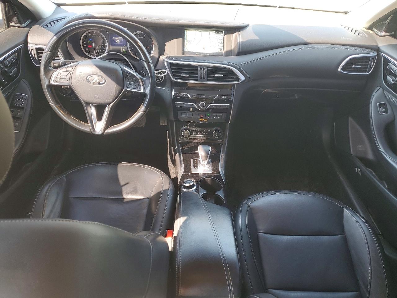 2017 Infiniti Qx30 Premium Blue vin: SJKCH5CR6HA027705