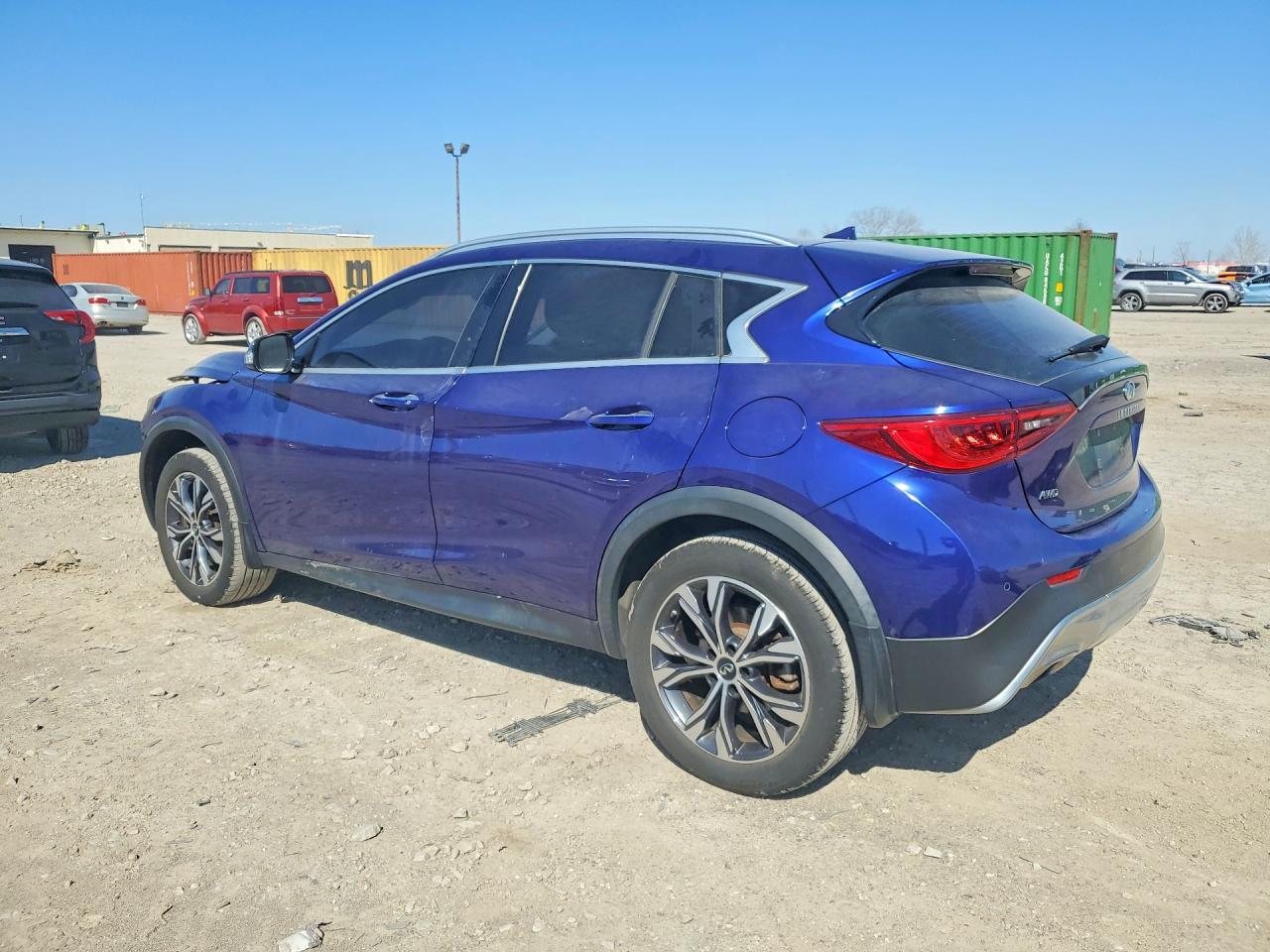2017 Infiniti Qx30 Premium Blue vin: SJKCH5CR6HA027705