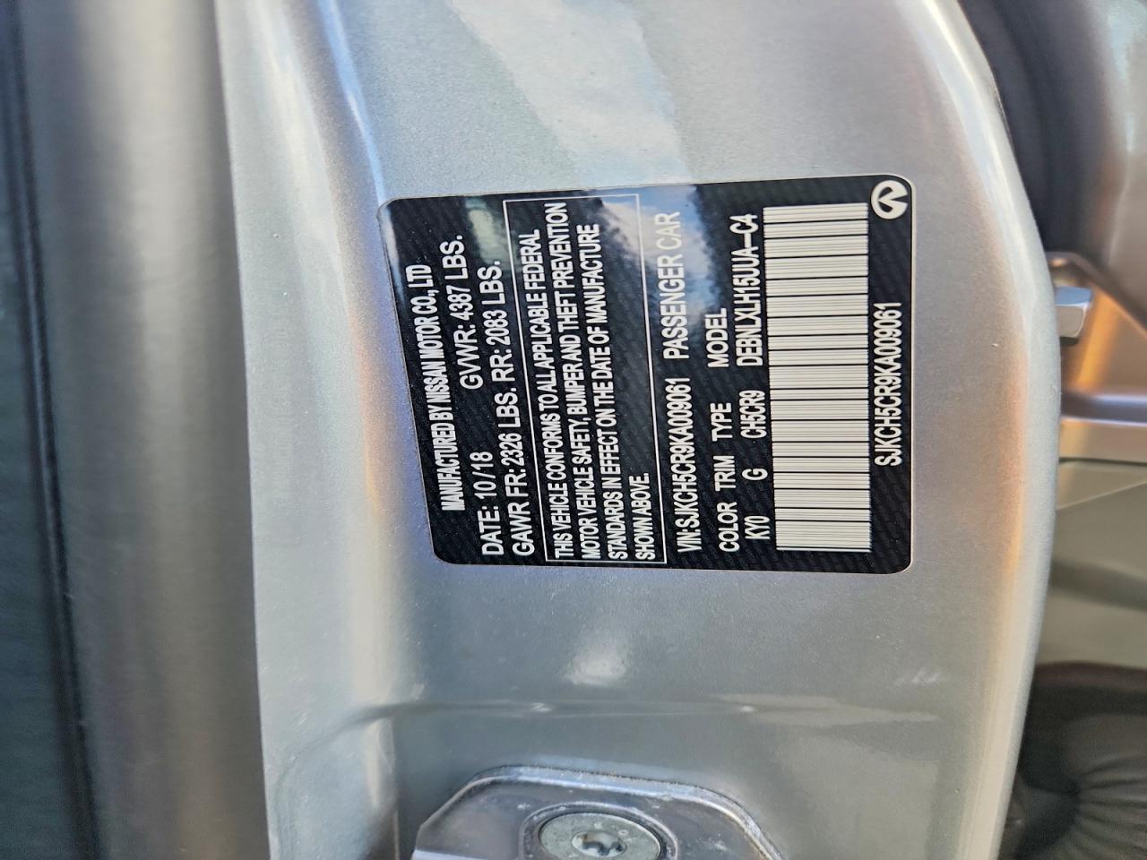 2019 Infiniti Qx30 Luxe Silver vin: SJKCH5CR9KA009061