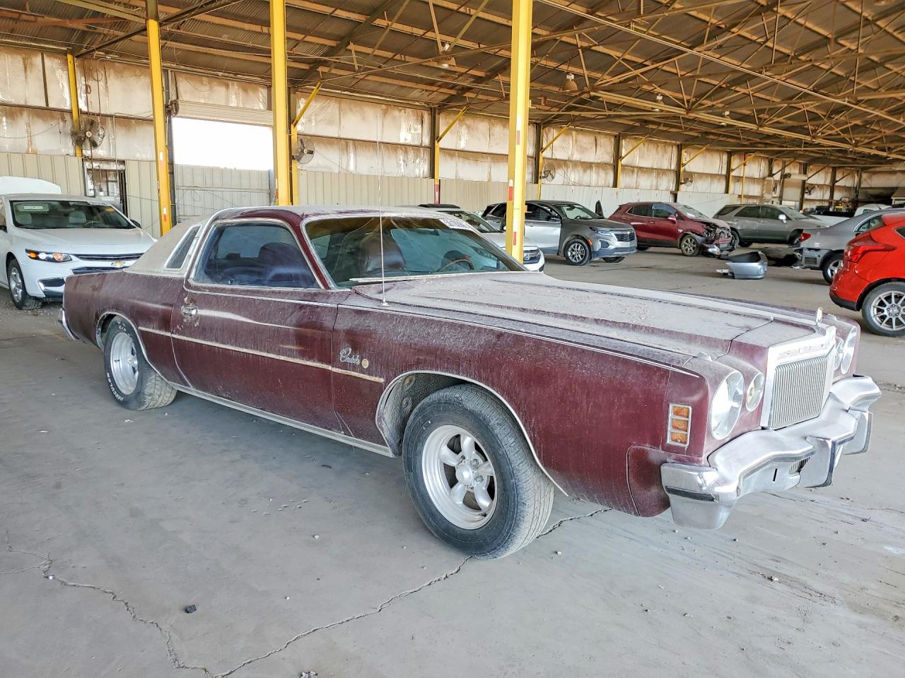 1976 Chrysler Cordoba Burgundy vin: SS22K6R152334