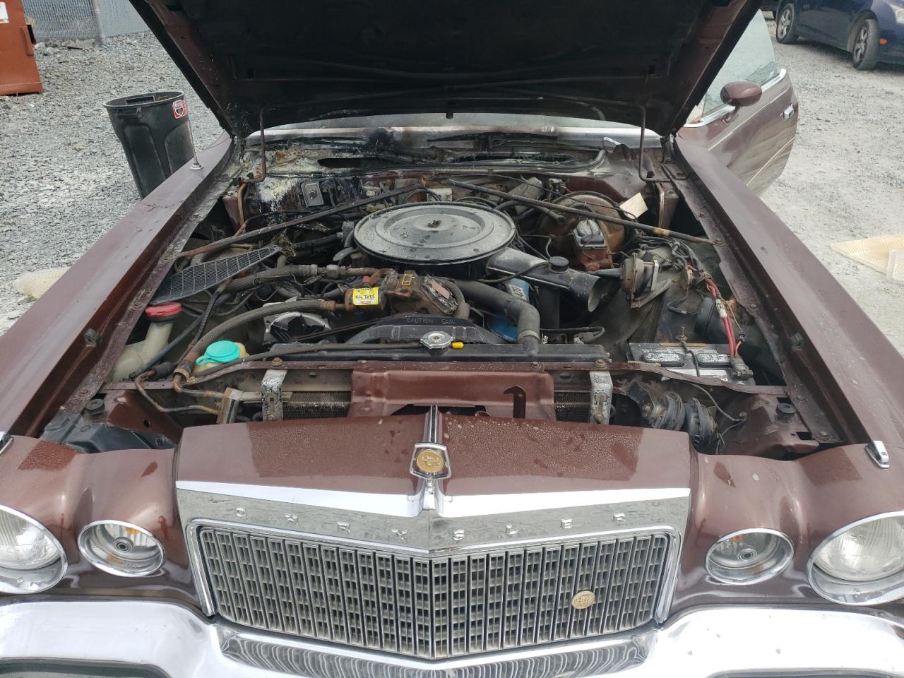 1977 Chrysler Cordoba Коричневый vin: SS22K7R321999