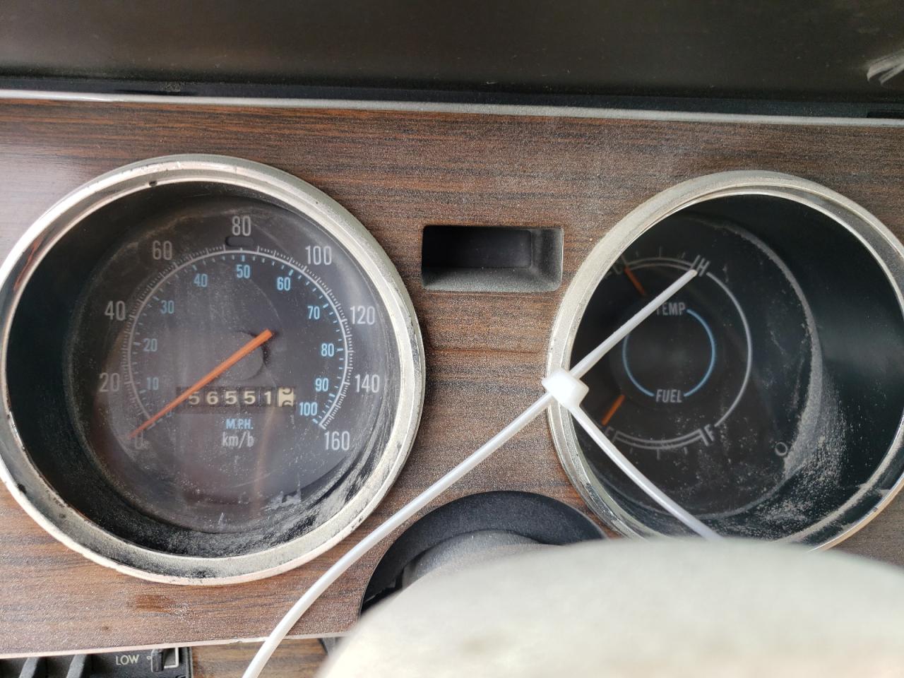 1977 Chrysler Cordoba Коричневый vin: SS22K7R321999