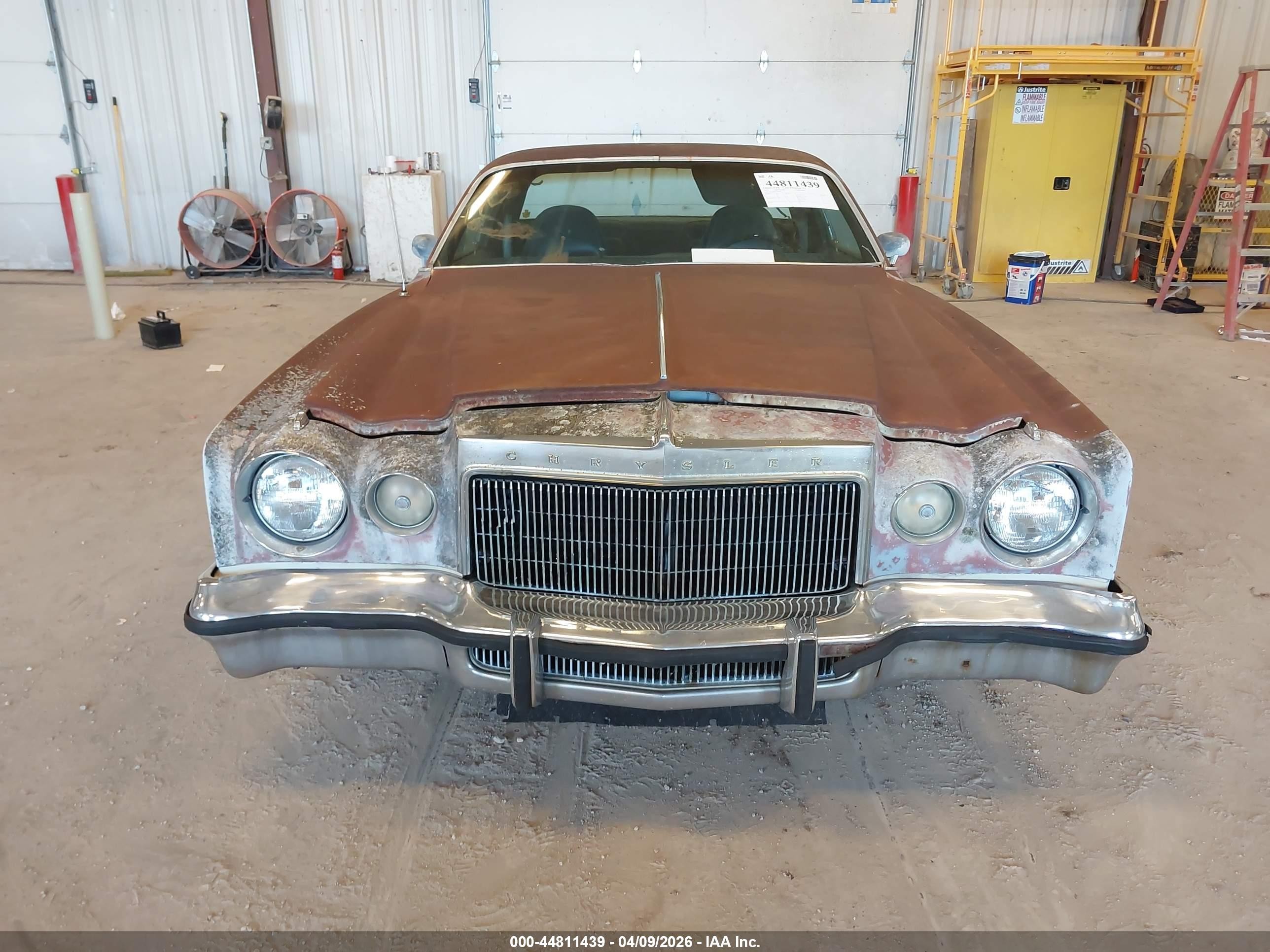 1976 Chrysler Cordoba   Коричневый vin: SS22M6R173456    