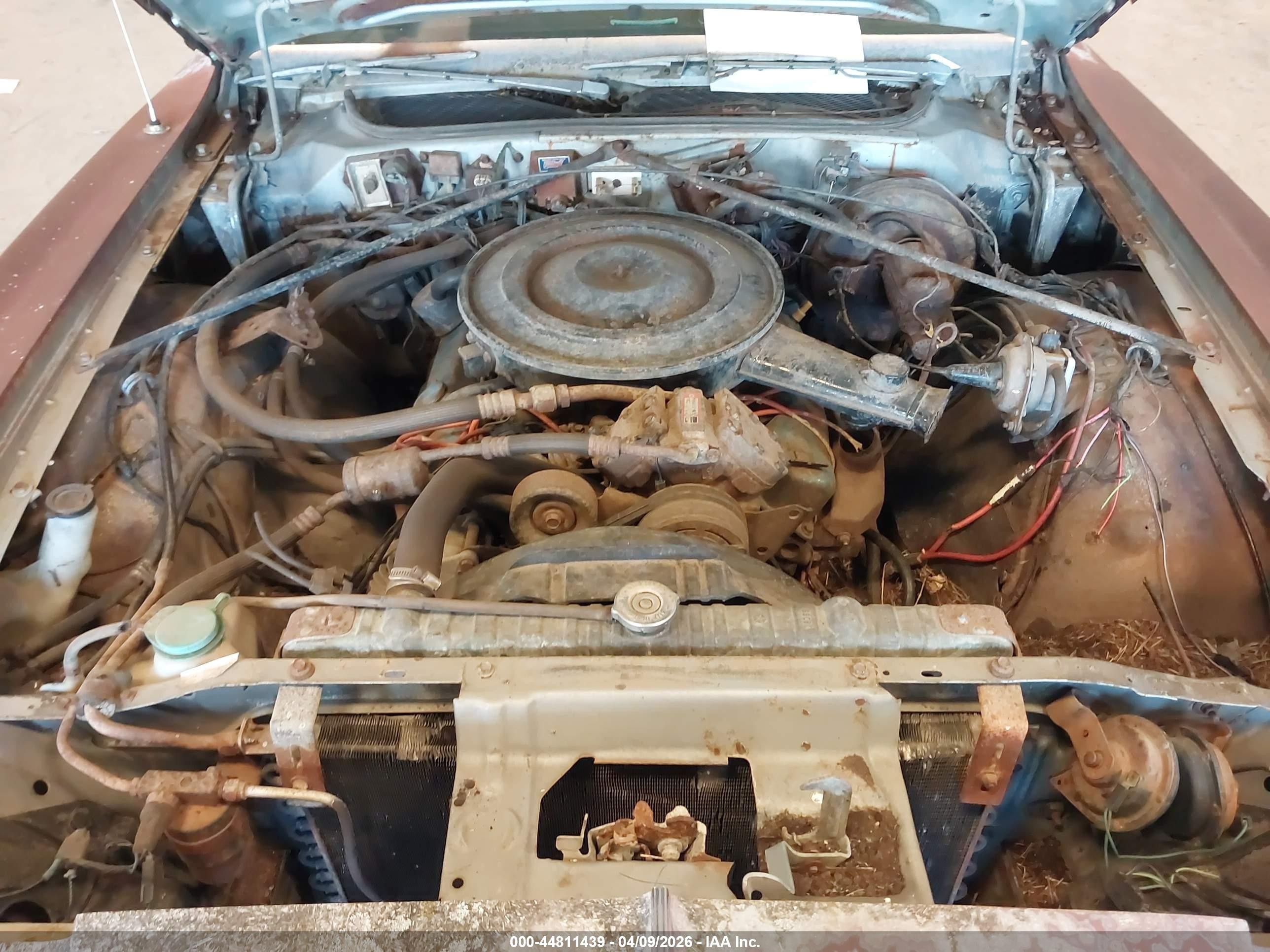 1976 Chrysler Cordoba   Коричневый vin: SS22M6R173456    