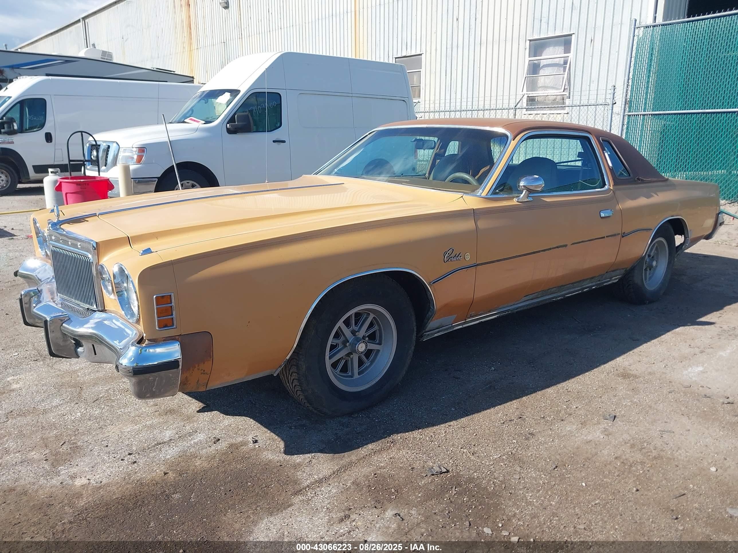 1976 Chrysler Cordoba   Желтый vin: SS22N6R258948    